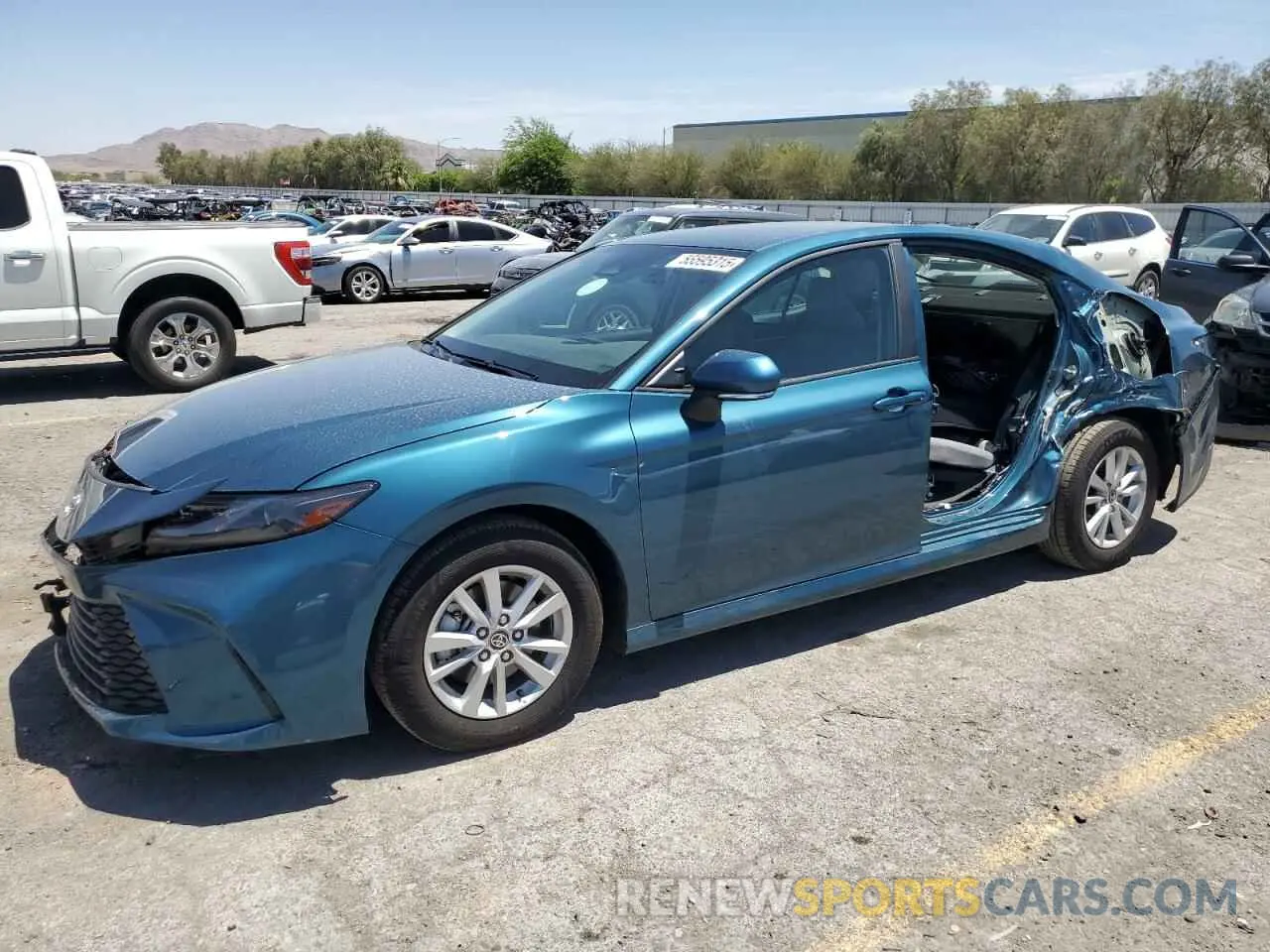 1 Photograph of a damaged car 4T1DAACK0SU047277 TOYOTA CAMRY 2025