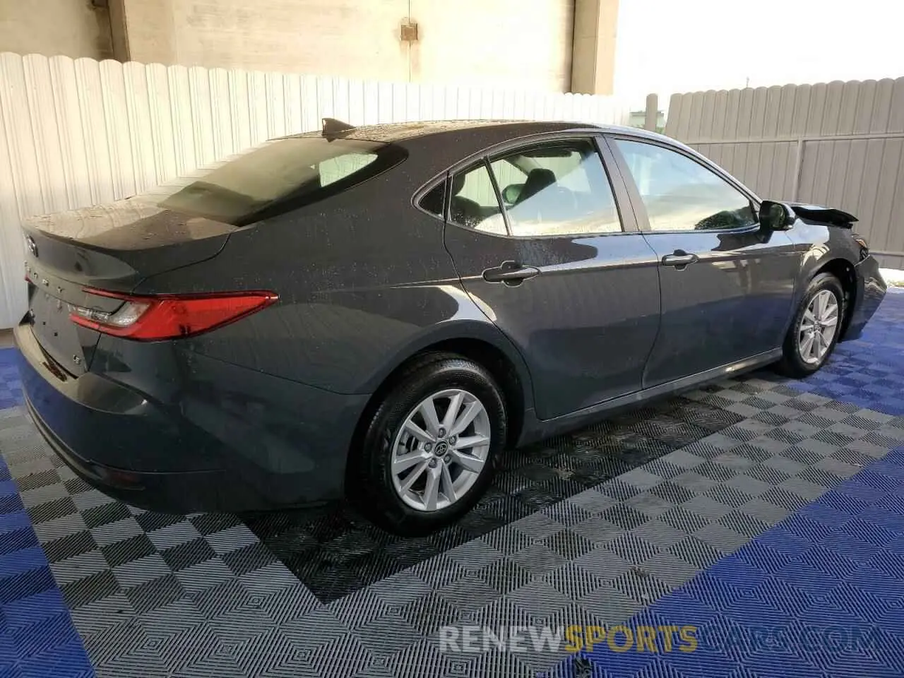 3 Photograph of a damaged car 4T1DAACK0SU047330 TOYOTA CAMRY 2025