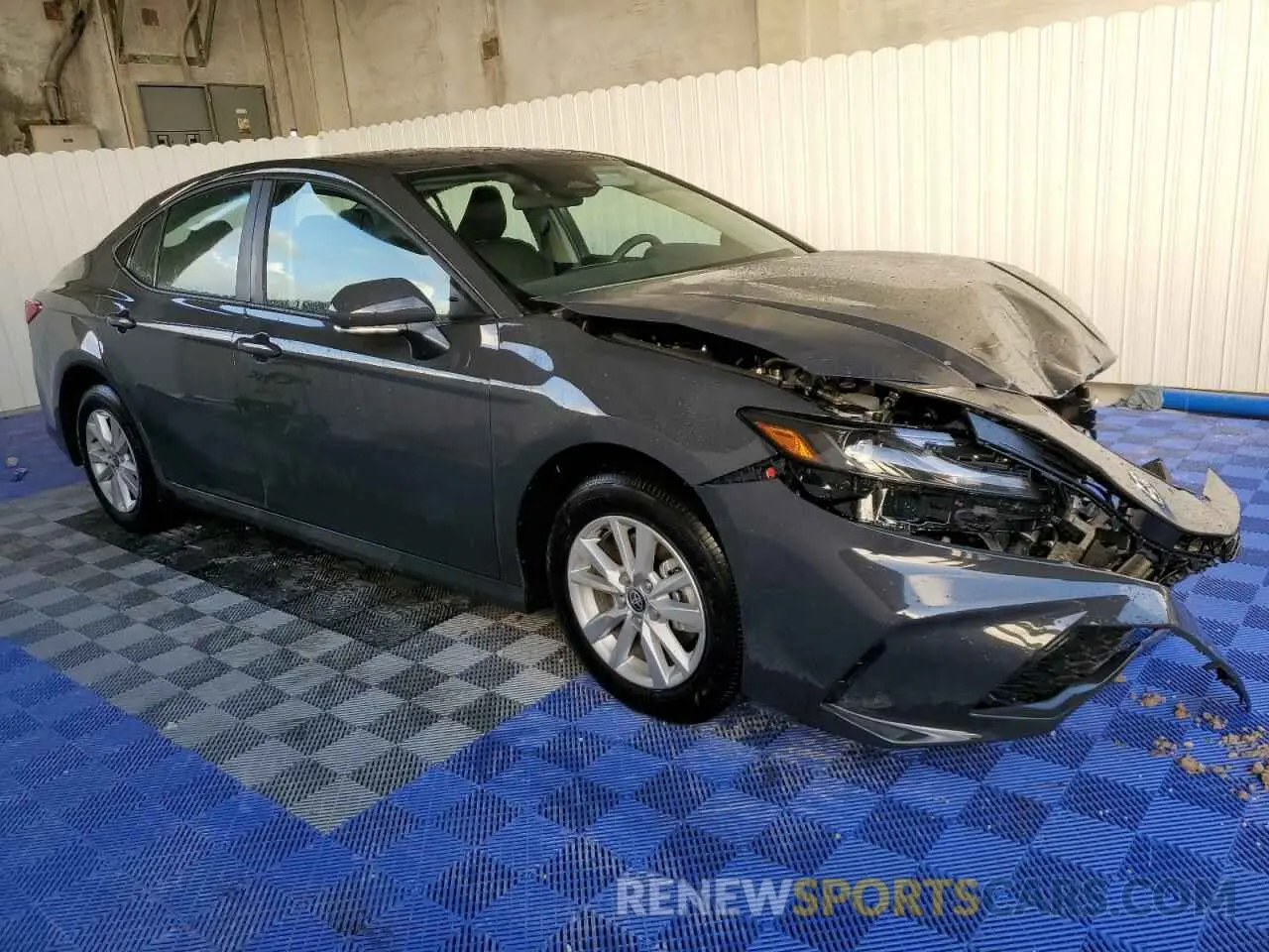 4 Photograph of a damaged car 4T1DAACK0SU047330 TOYOTA CAMRY 2025