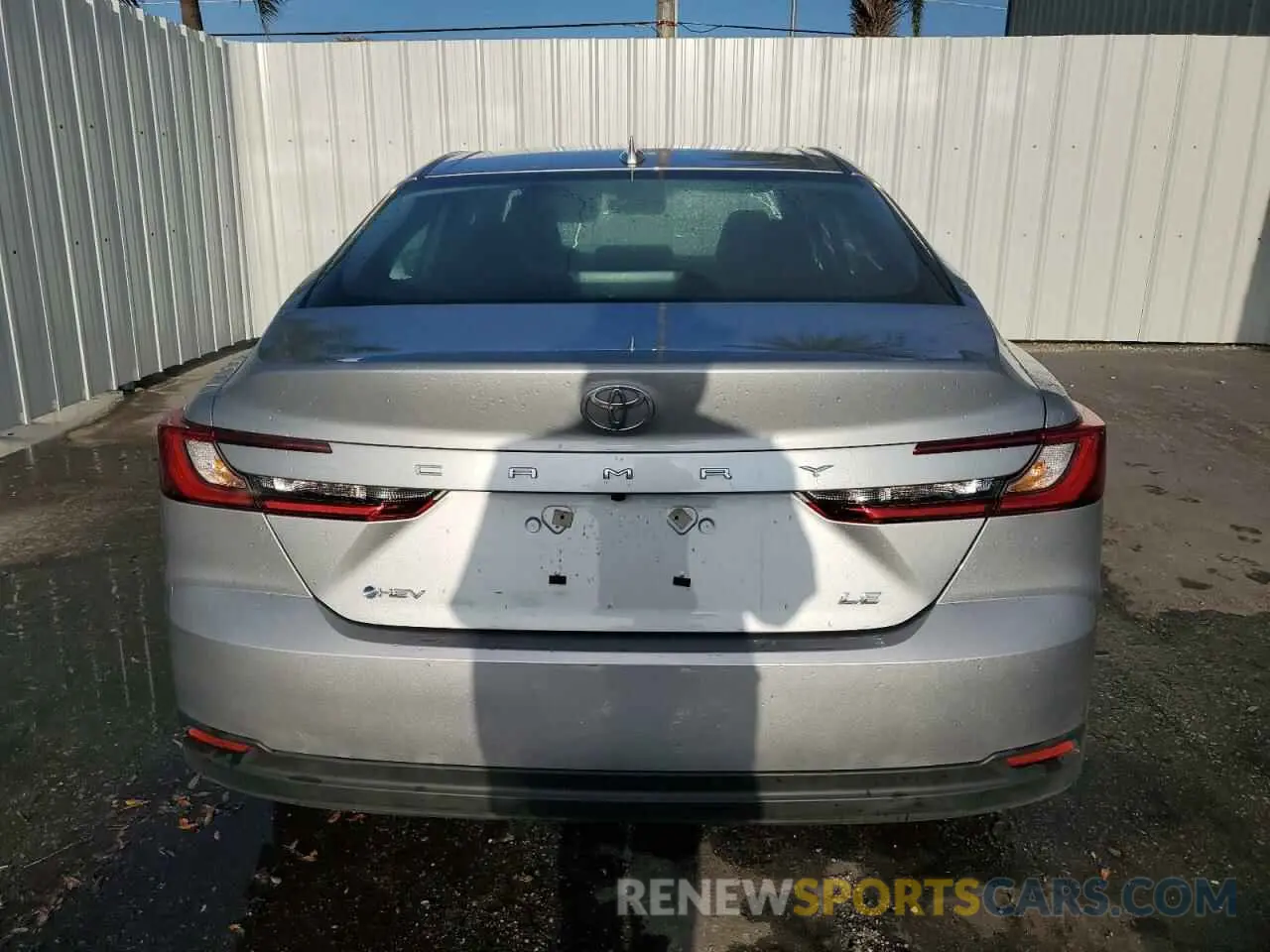 6 Photograph of a damaged car 4T1DAACK0SU060059 TOYOTA CAMRY 2025