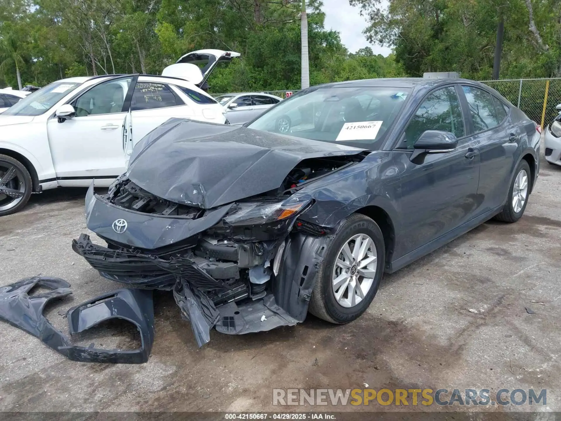 18 Photograph of a damaged car 4T1DAACK0SU060756 TOYOTA CAMRY 2025