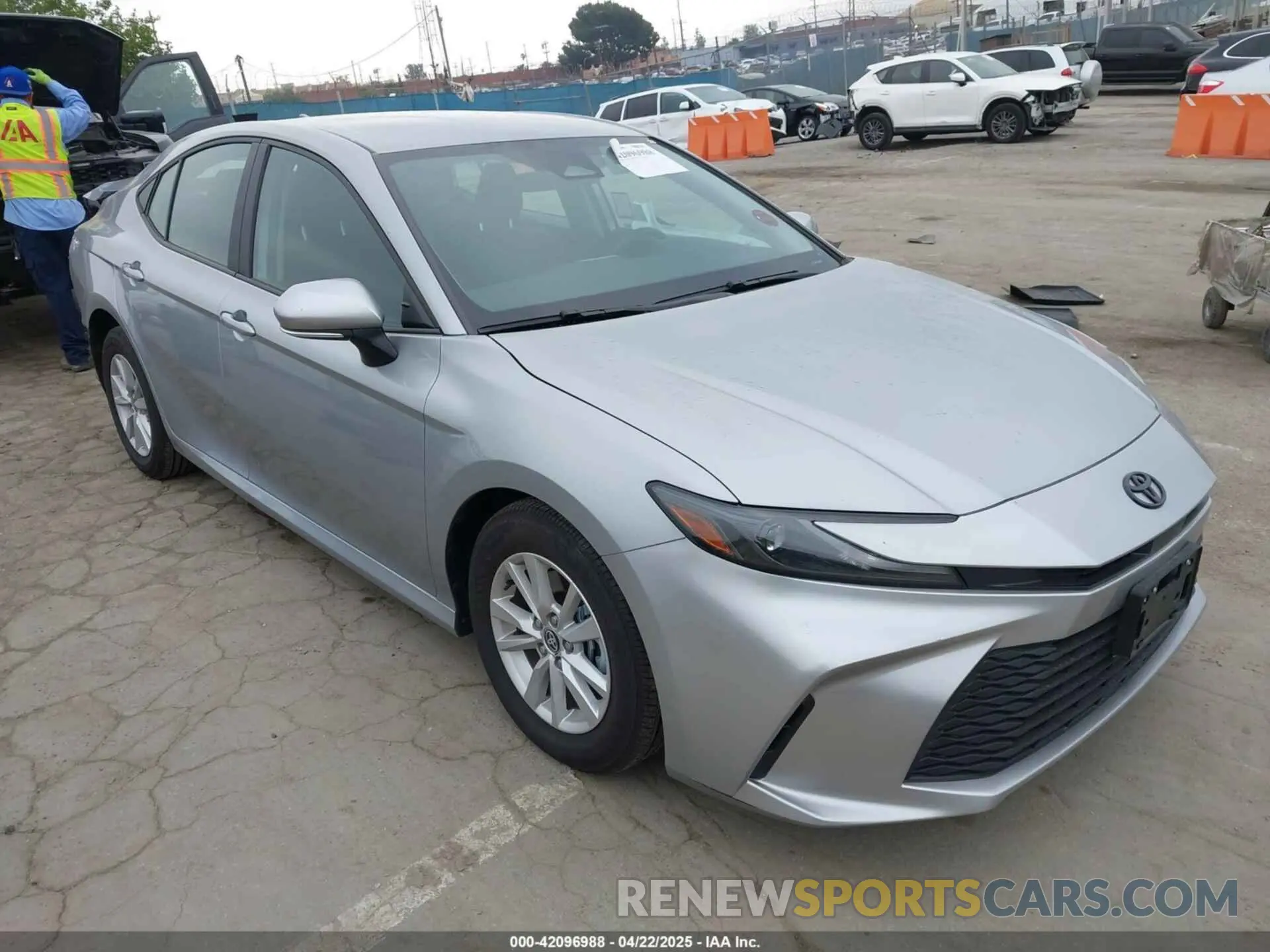1 Photograph of a damaged car 4T1DAACK0SU071742 TOYOTA CAMRY 2025