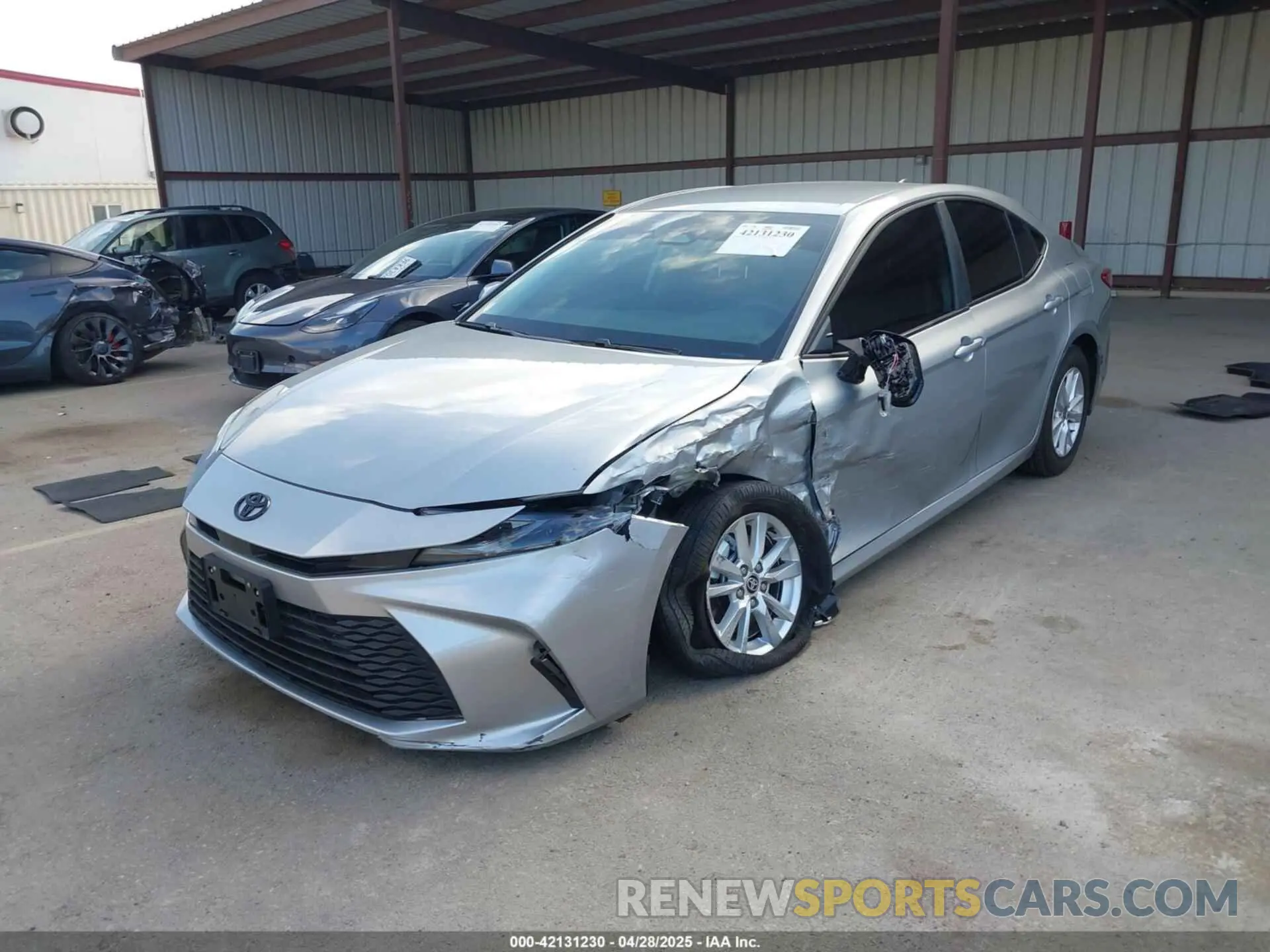 2 Photograph of a damaged car 4T1DAACK0SU071837 TOYOTA CAMRY 2025