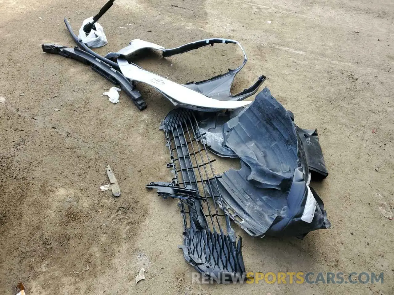 12 Photograph of a damaged car 4T1DAACK0SU073104 TOYOTA CAMRY 2025