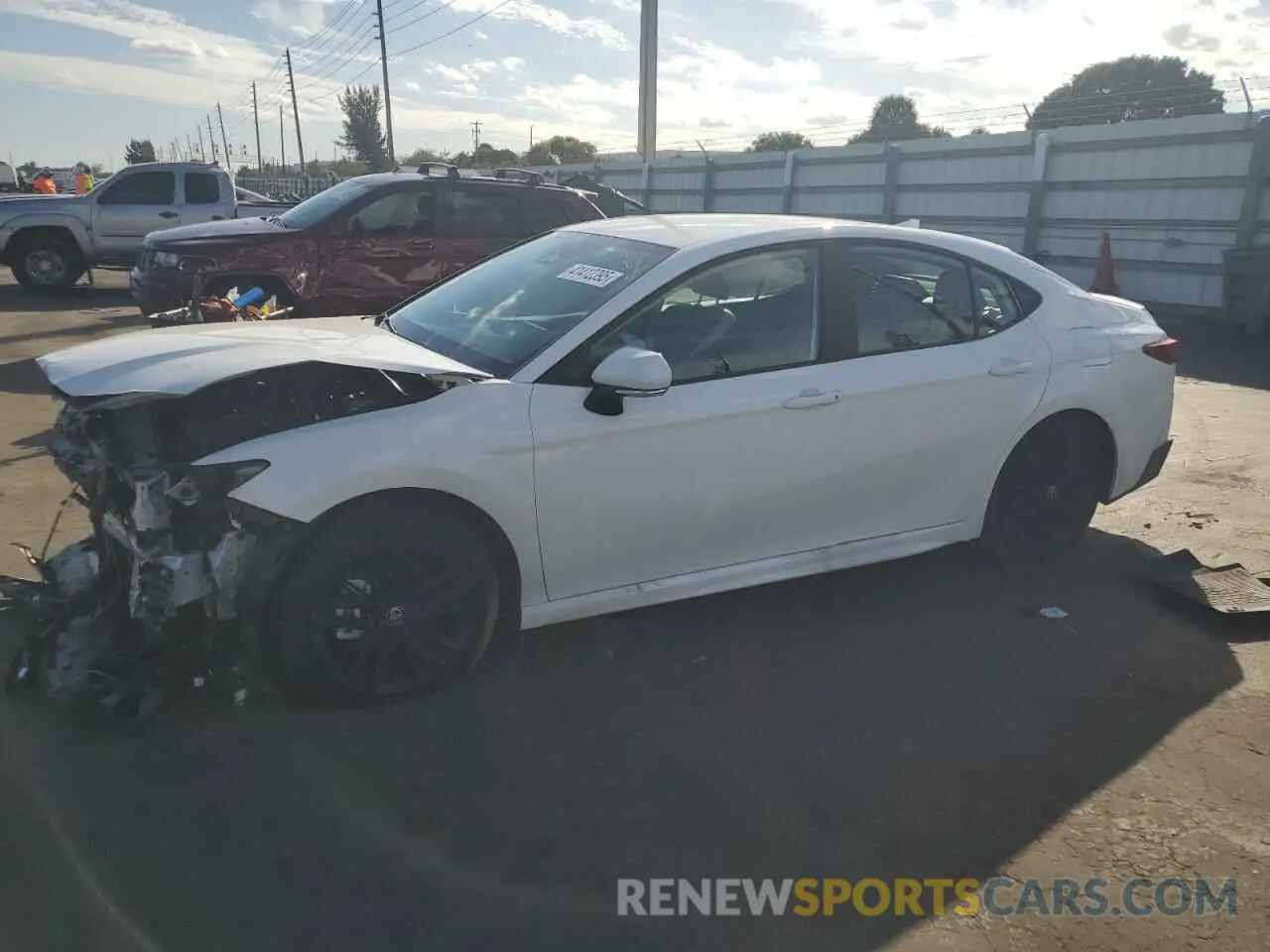 1 Photograph of a damaged car 4T1DAACK0SU073670 TOYOTA CAMRY 2025