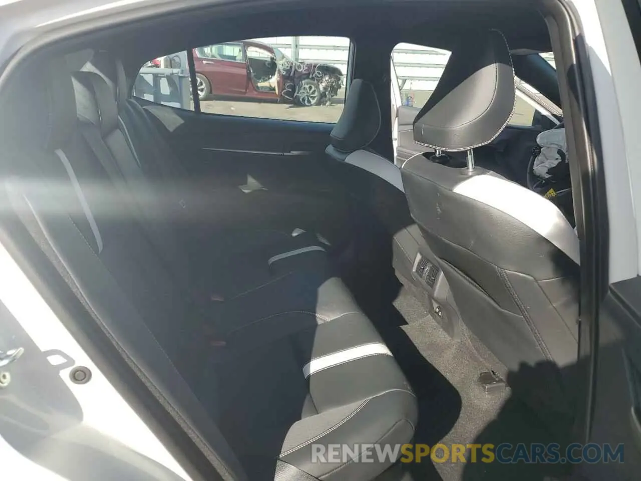 10 Photograph of a damaged car 4T1DAACK0SU073670 TOYOTA CAMRY 2025