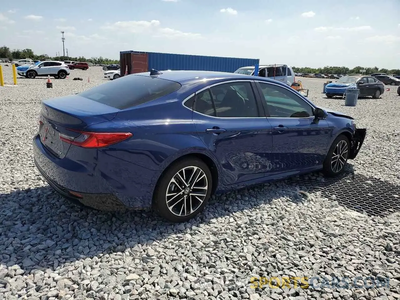 3 Photograph of a damaged car 4T1DAACK0SU075581 TOYOTA CAMRY 2025