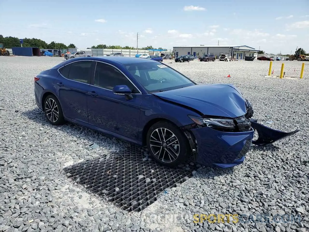4 Photograph of a damaged car 4T1DAACK0SU075581 TOYOTA CAMRY 2025