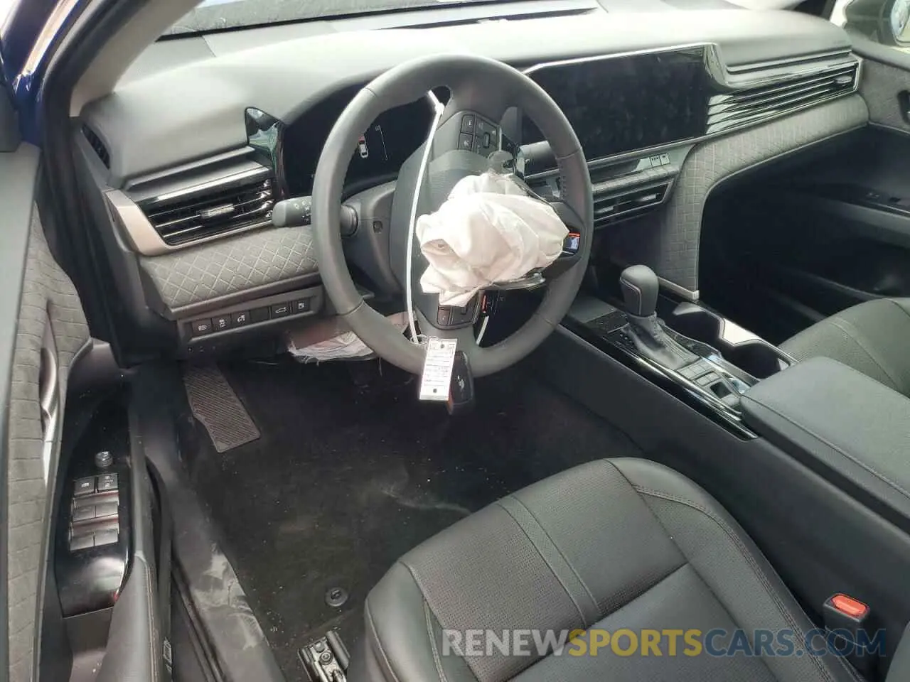 8 Photograph of a damaged car 4T1DAACK0SU075581 TOYOTA CAMRY 2025