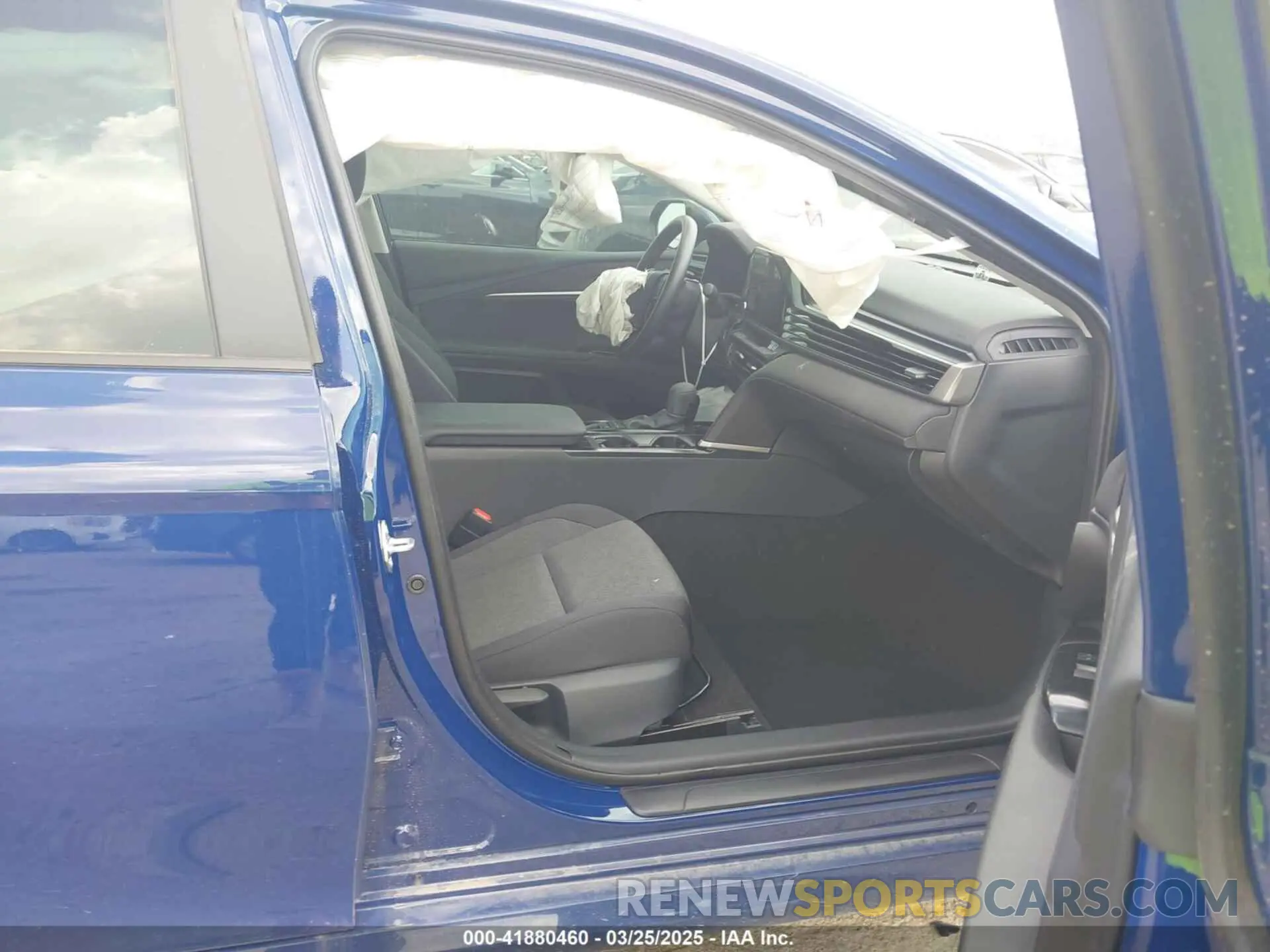 5 Photograph of a damaged car 4T1DAACK0SU091506 TOYOTA CAMRY 2025