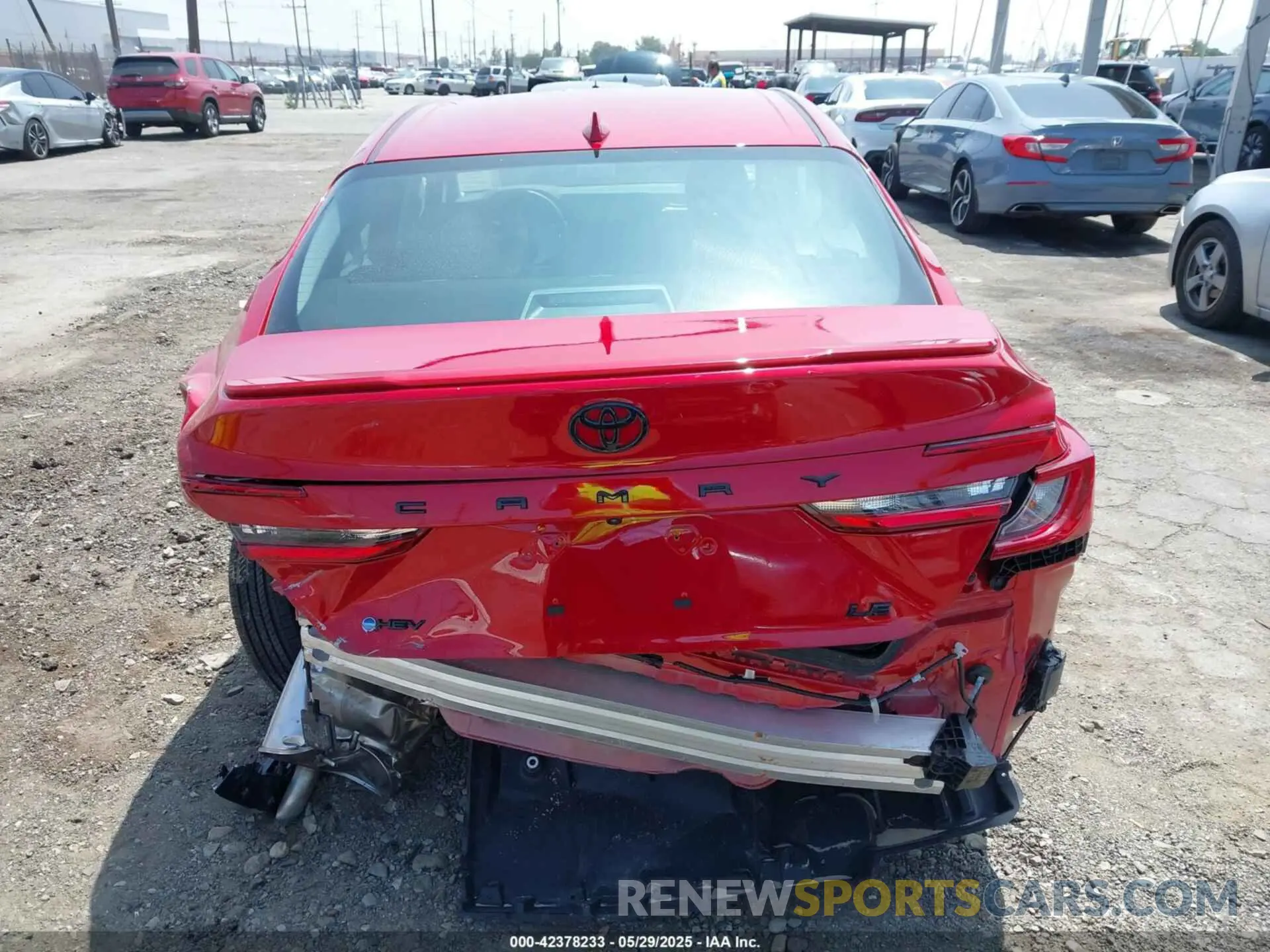 17 Photograph of a damaged car 4T1DAACK0SU135777 TOYOTA CAMRY 2025