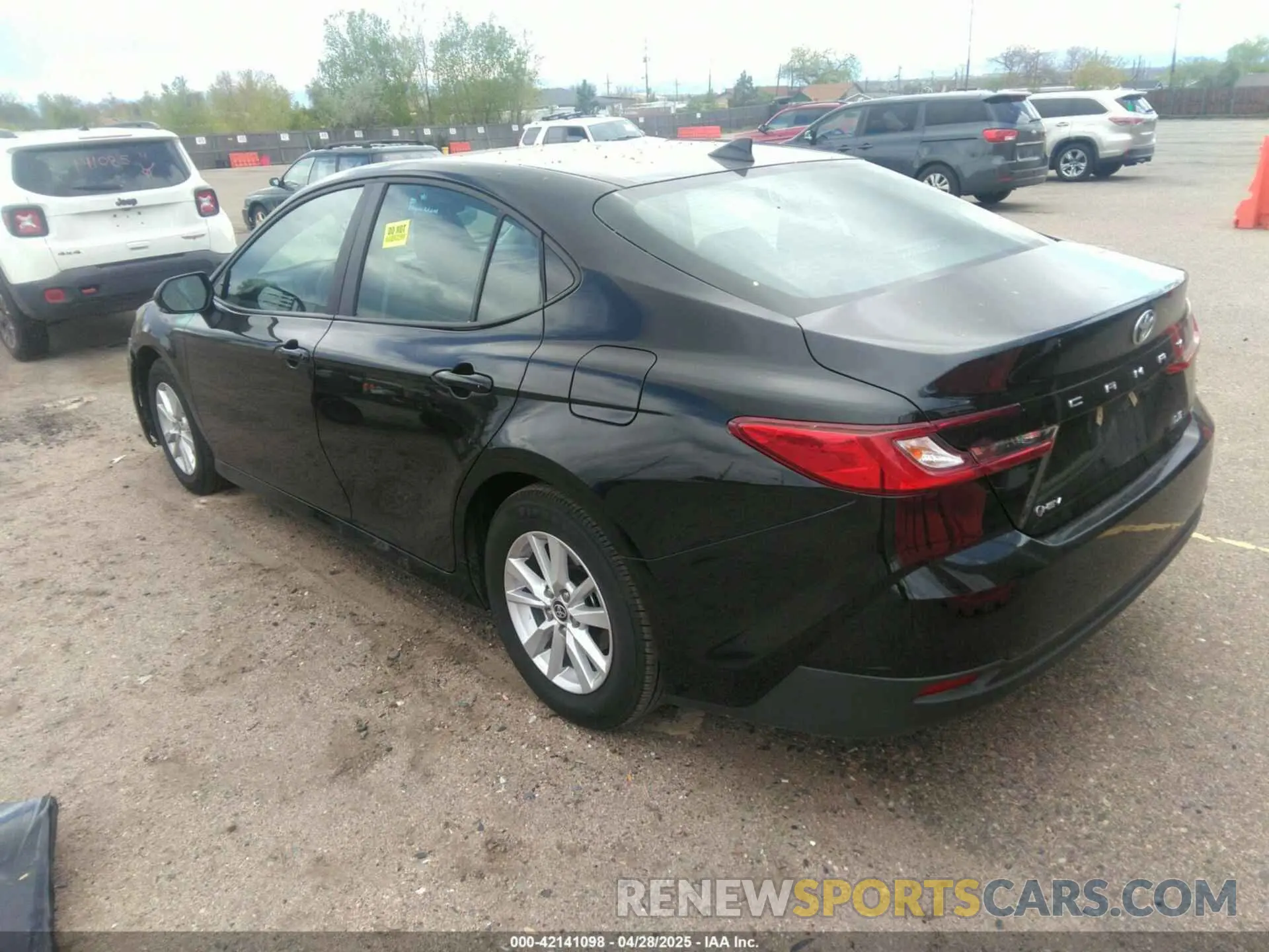 3 Photograph of a damaged car 4T1DAACK0SU509160 TOYOTA CAMRY 2025