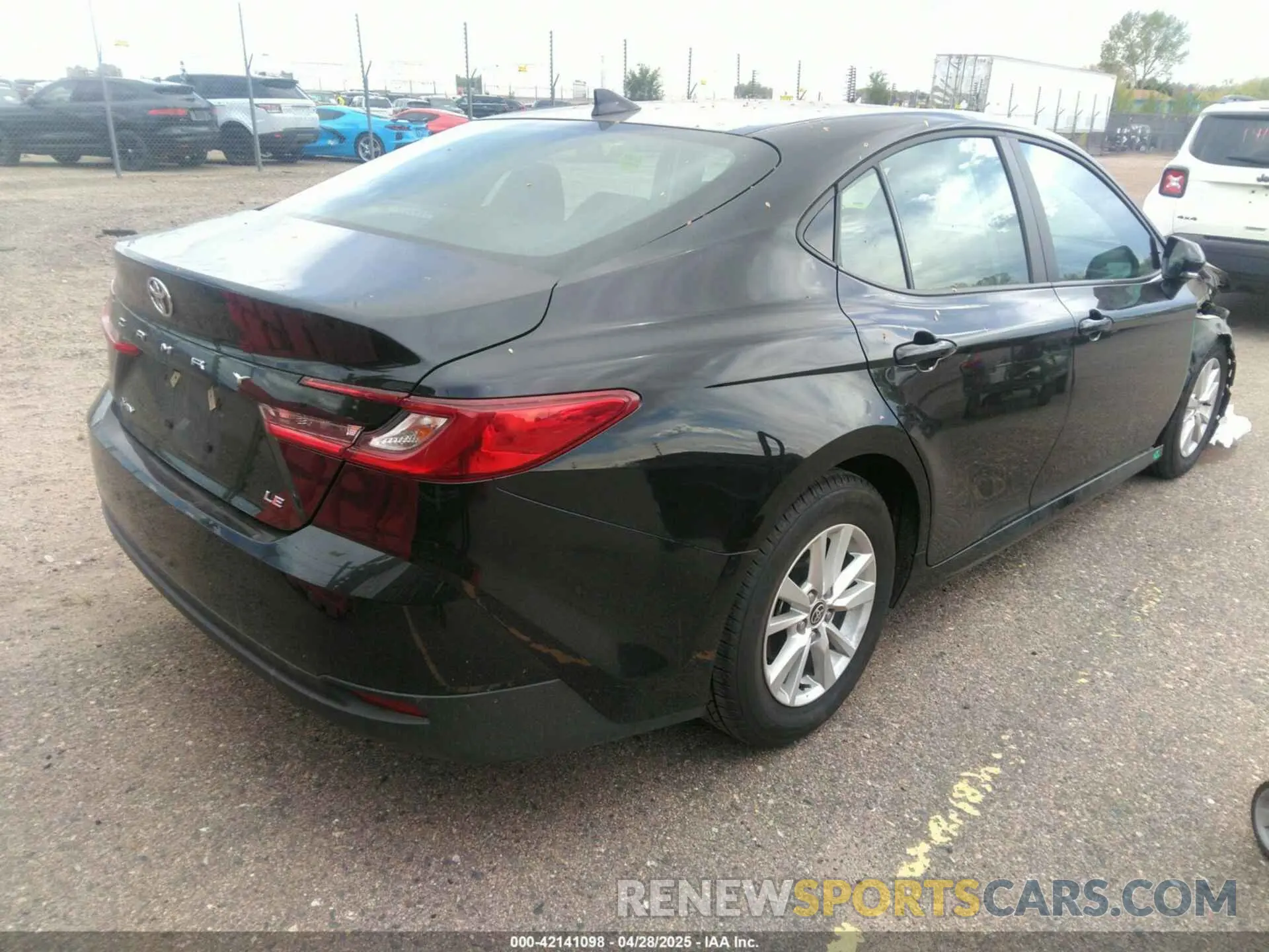 4 Photograph of a damaged car 4T1DAACK0SU509160 TOYOTA CAMRY 2025