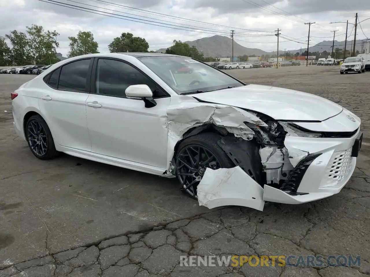 4 Photograph of a damaged car 4T1DAACK0SU509241 TOYOTA CAMRY 2025