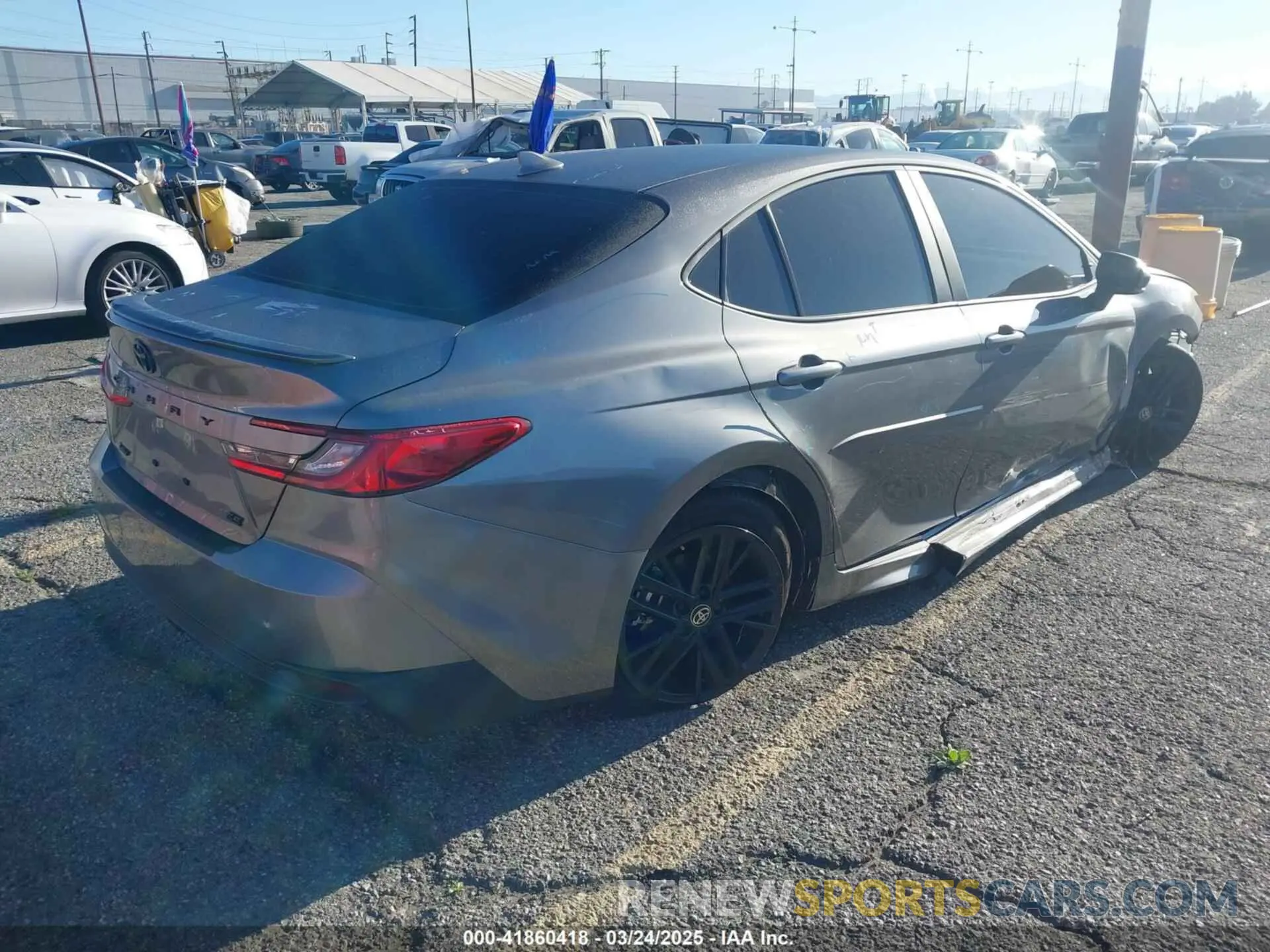 4 Photograph of a damaged car 4T1DAACK0SU512592 TOYOTA CAMRY 2025