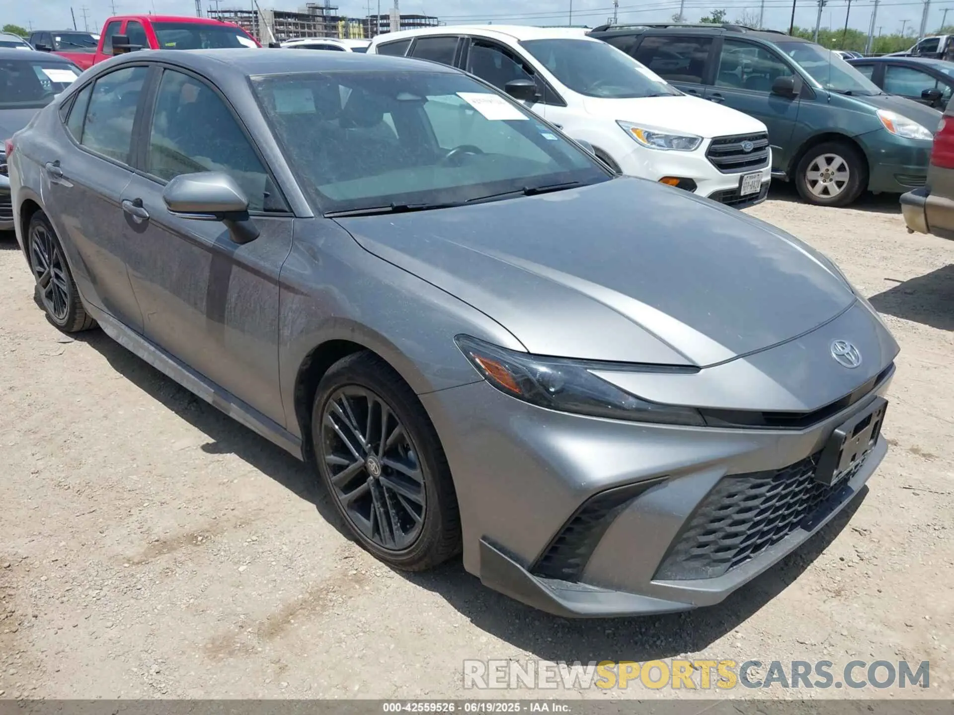 1 Photograph of a damaged car 4T1DAACK0SU525049 TOYOTA CAMRY 2025