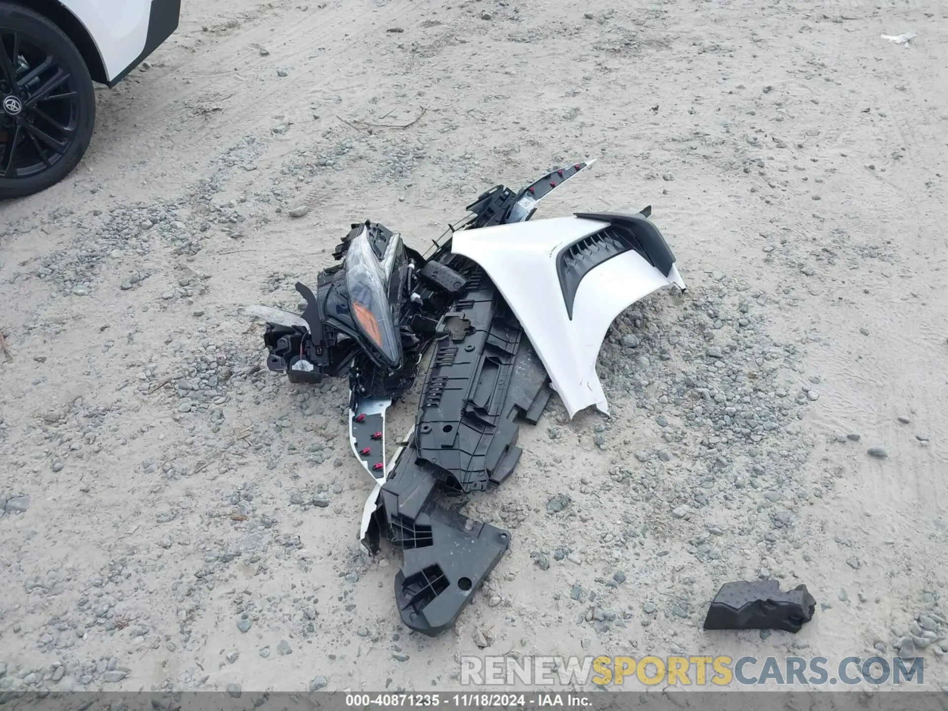 12 Photograph of a damaged car 4T1DAACK0SU526332 TOYOTA CAMRY 2025