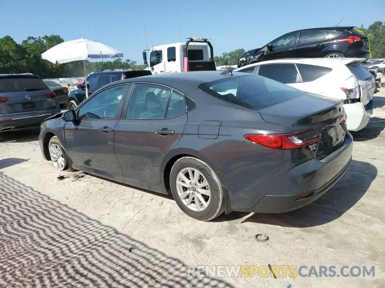 2 Photograph of a damaged car 4T1DAACK0SU528078 TOYOTA CAMRY 2025