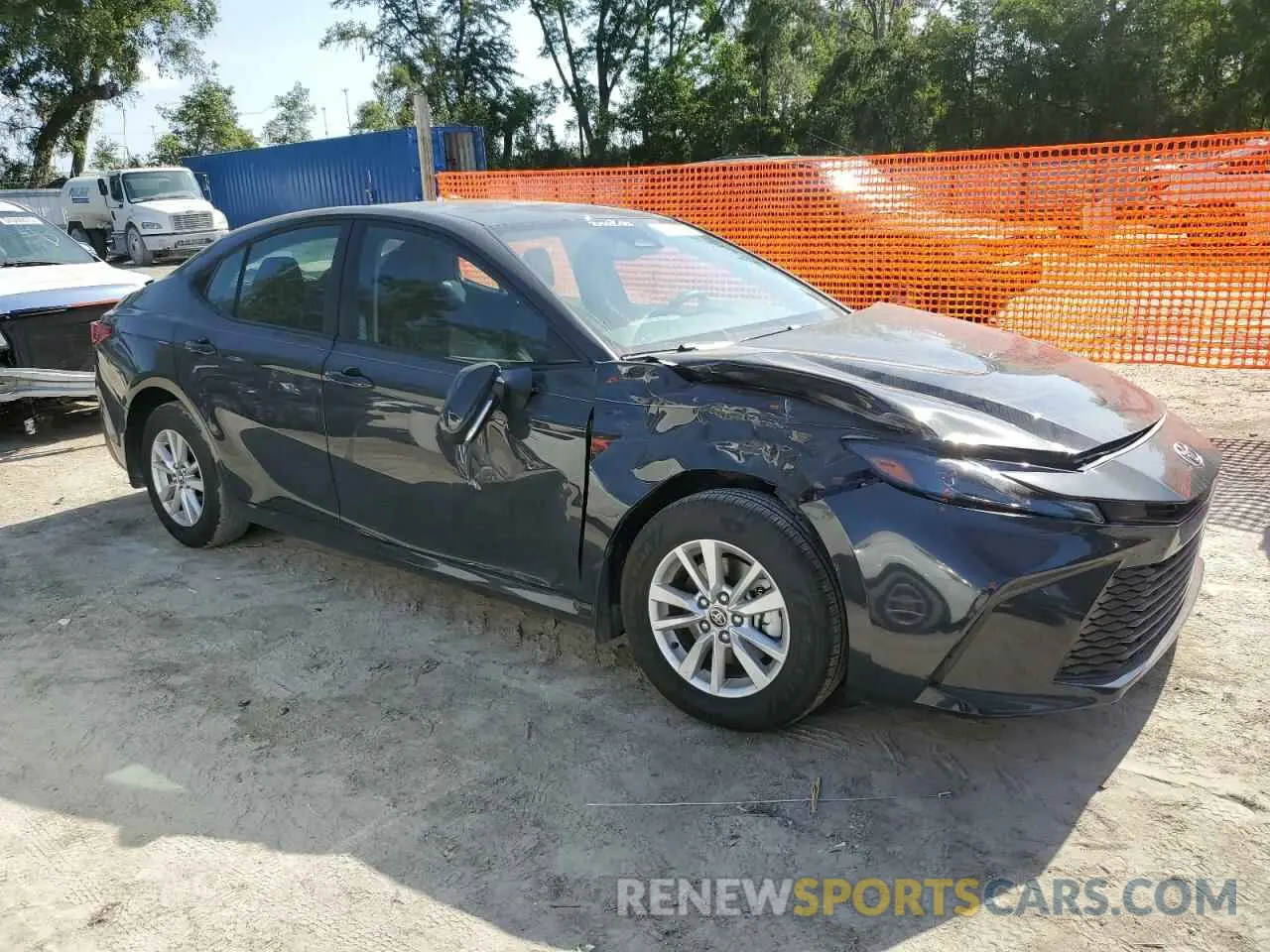 4 Photograph of a damaged car 4T1DAACK0SU528078 TOYOTA CAMRY 2025