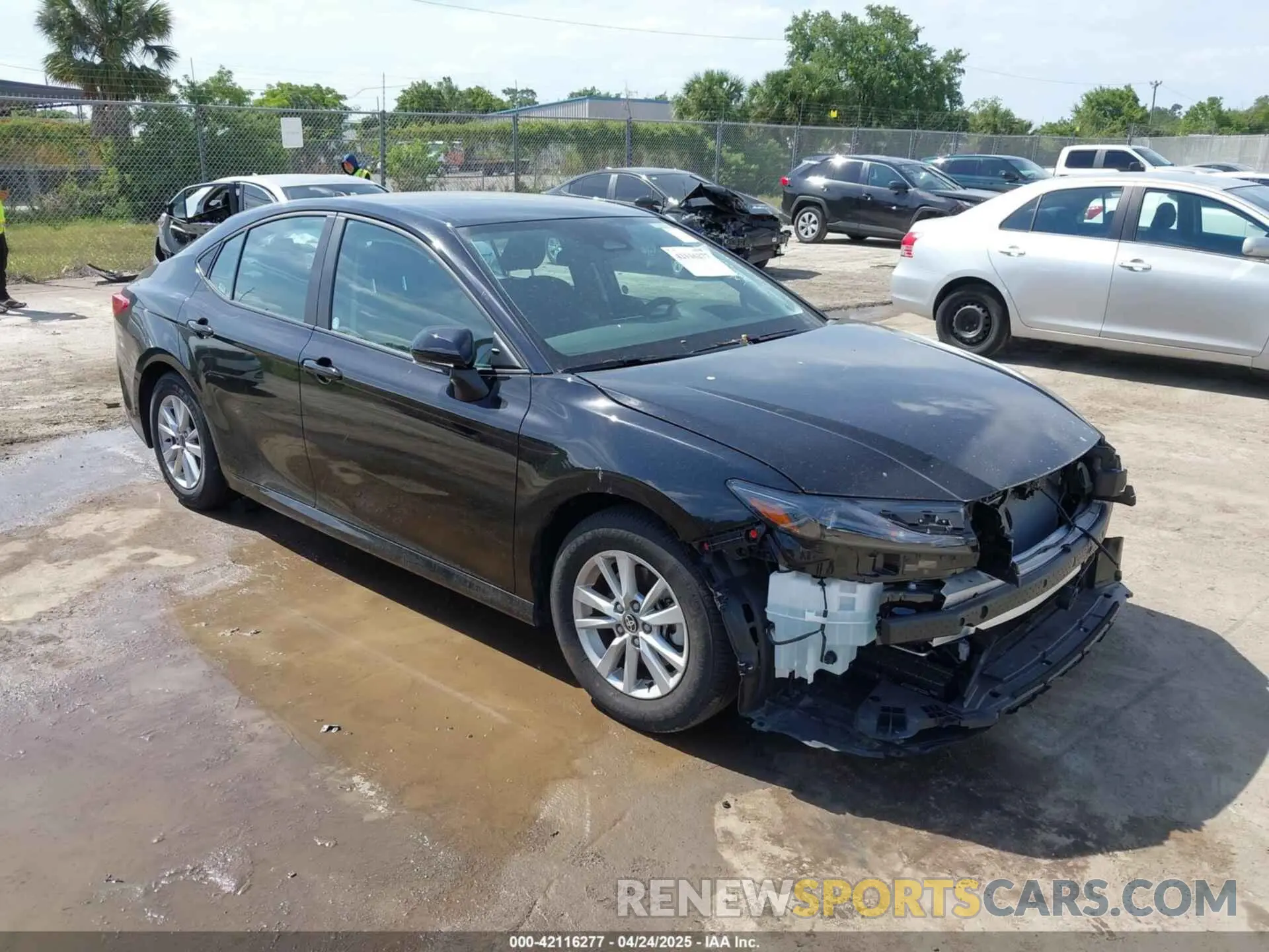 1 Photograph of a damaged car 4T1DAACK0SU531241 TOYOTA CAMRY 2025