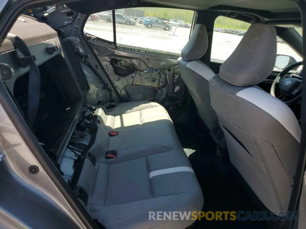 10 Photograph of a damaged car 4T1DAACK0SU549139 TOYOTA CAMRY 2025