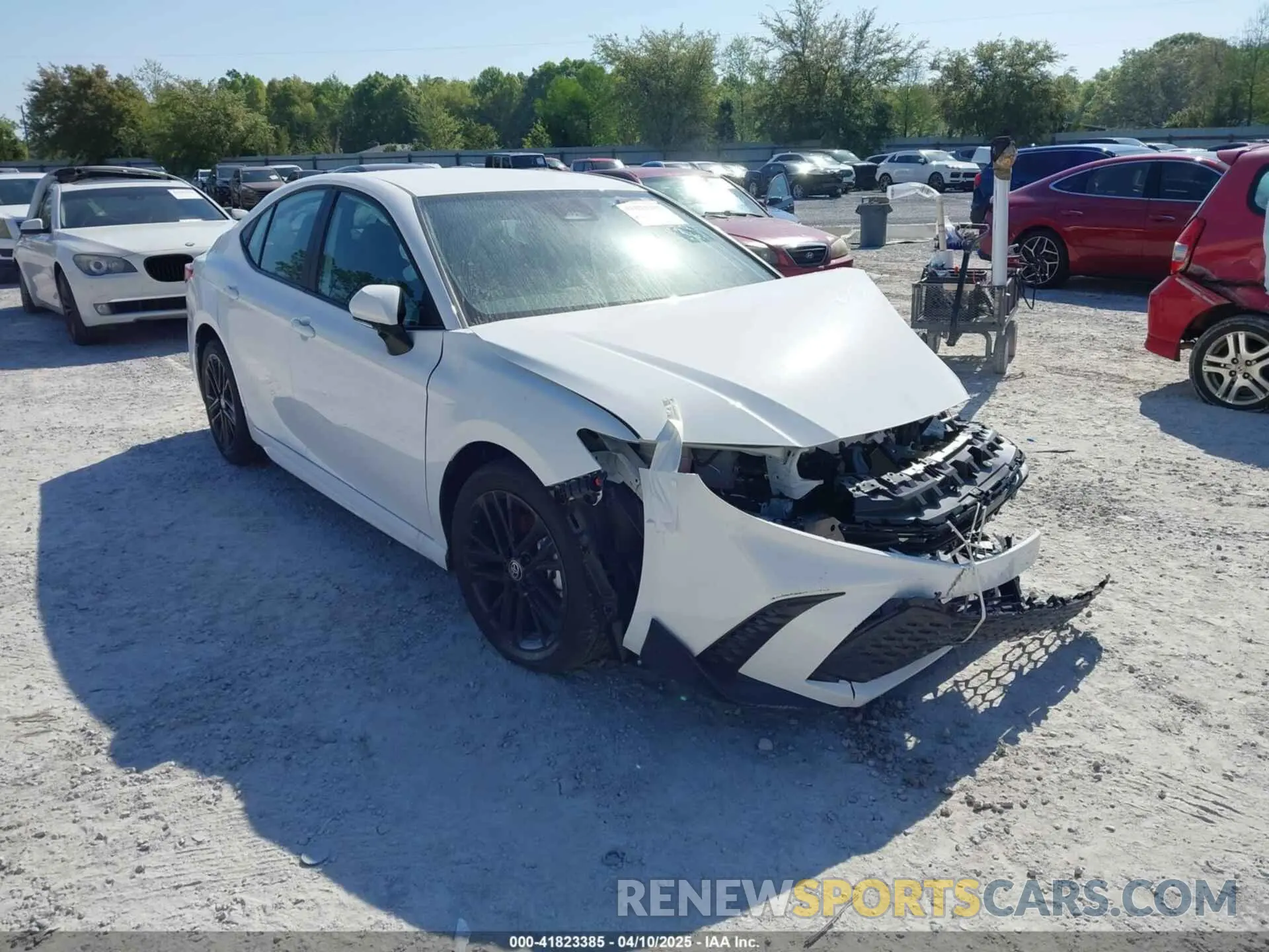 1 Photograph of a damaged car 4T1DAACK0SU551828 TOYOTA CAMRY 2025