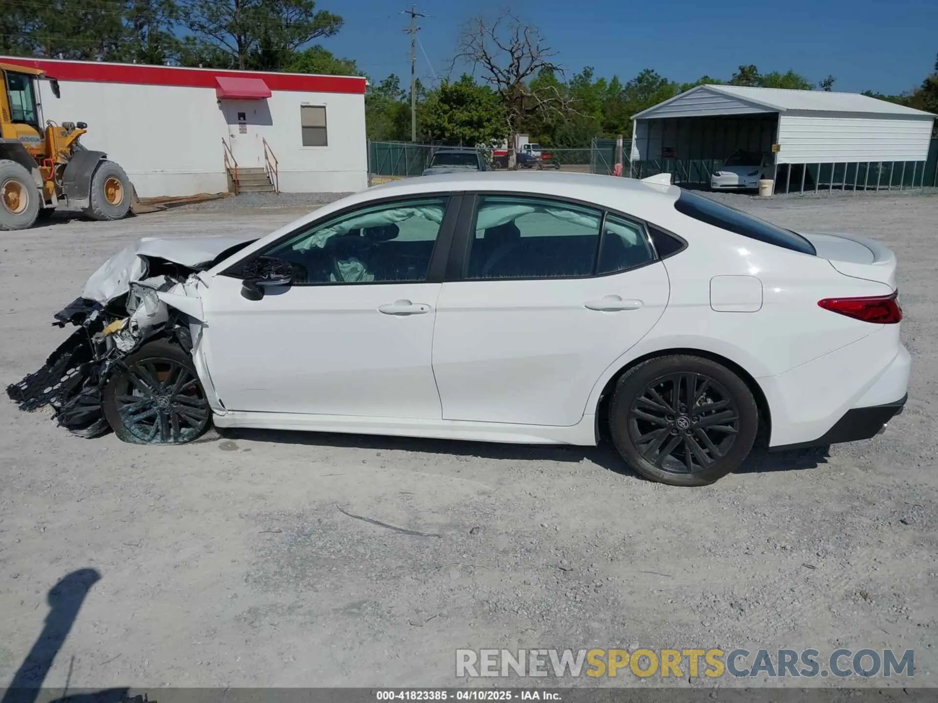 14 Photograph of a damaged car 4T1DAACK0SU551828 TOYOTA CAMRY 2025