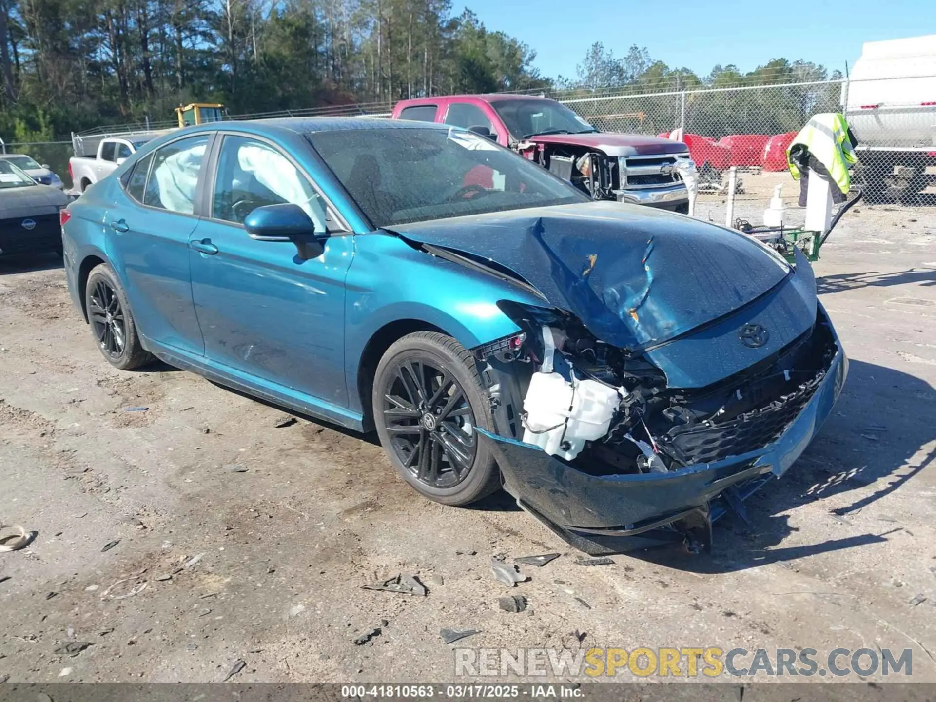 1 Photograph of a damaged car 4T1DAACK0SU568578 TOYOTA CAMRY 2025