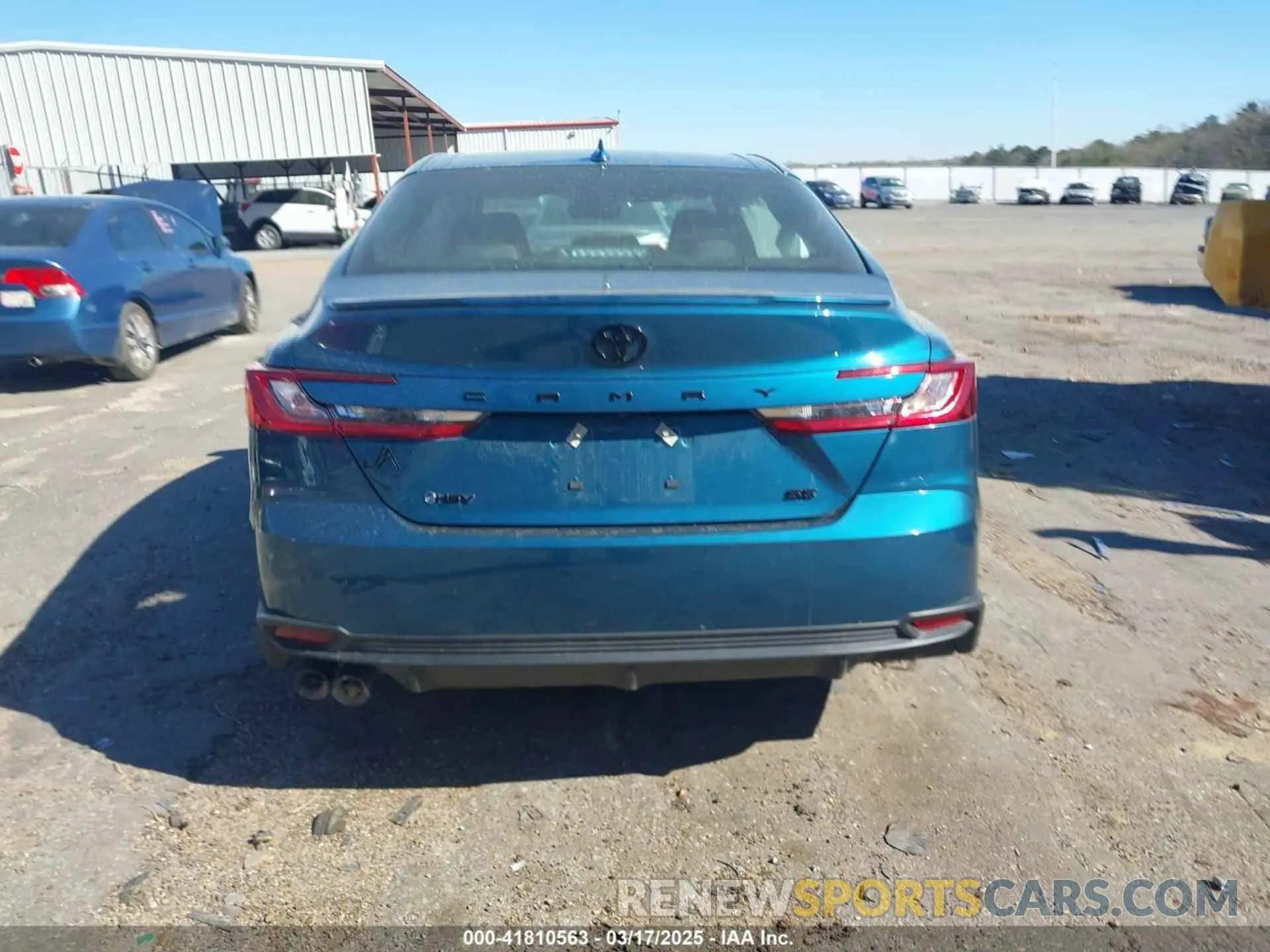 17 Photograph of a damaged car 4T1DAACK0SU568578 TOYOTA CAMRY 2025