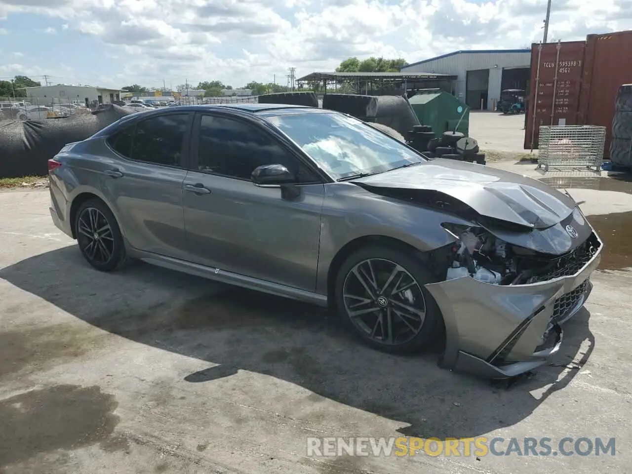 4 Photograph of a damaged car 4T1DAACK0SU585431 TOYOTA CAMRY 2025