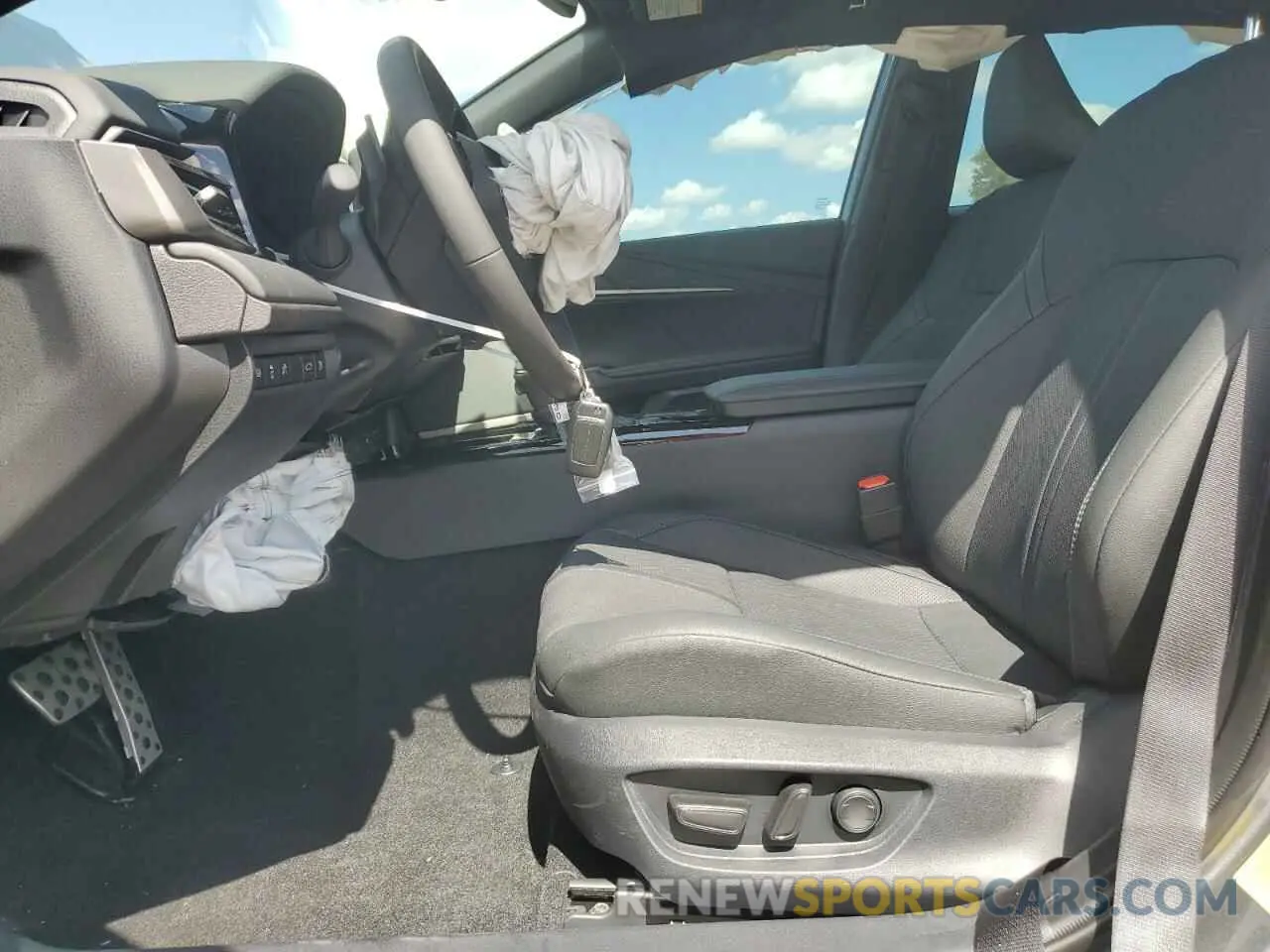7 Photograph of a damaged car 4T1DAACK0SU585431 TOYOTA CAMRY 2025