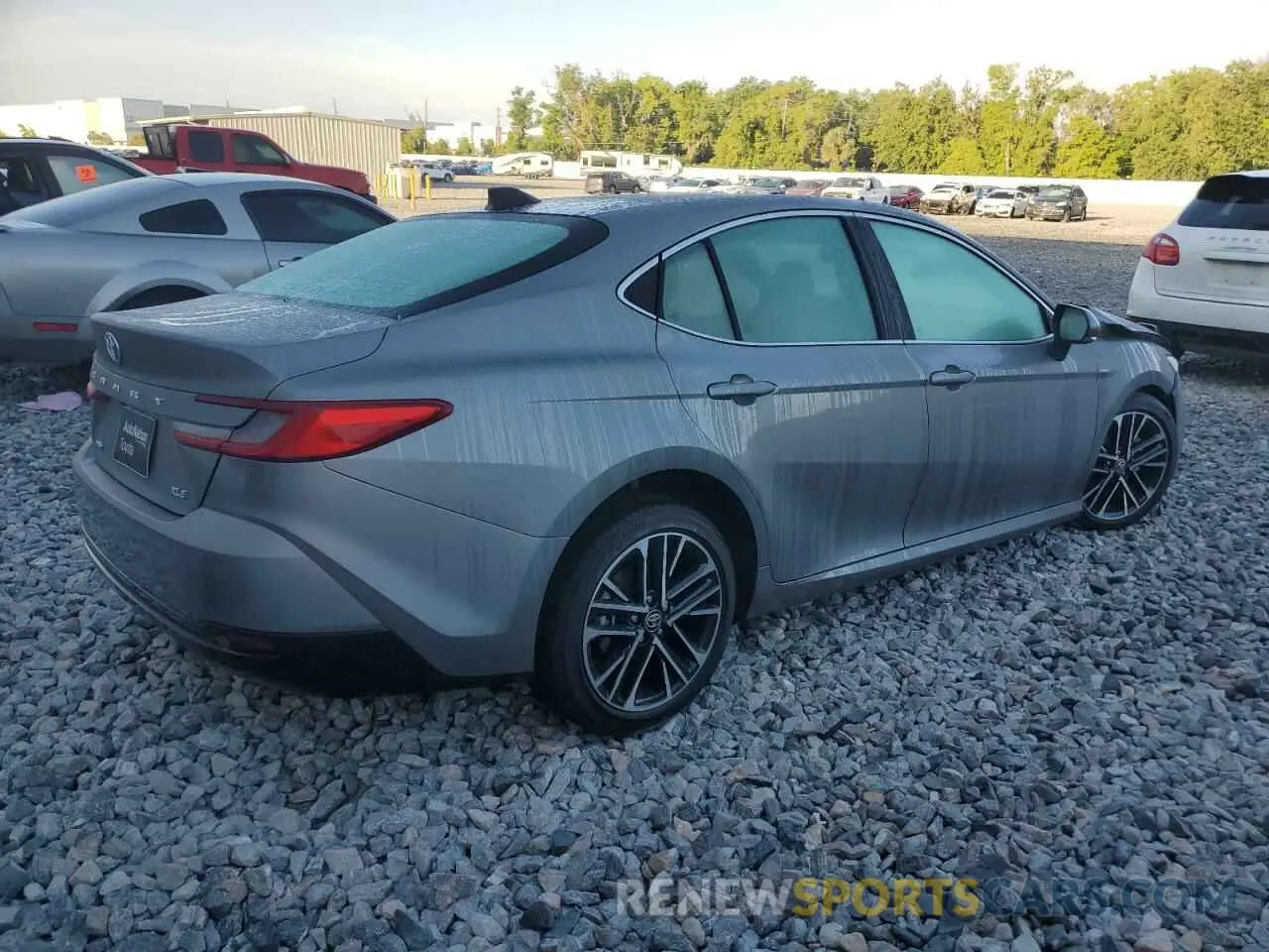 3 Photograph of a damaged car 4T1DAACK0SU591083 TOYOTA CAMRY 2025