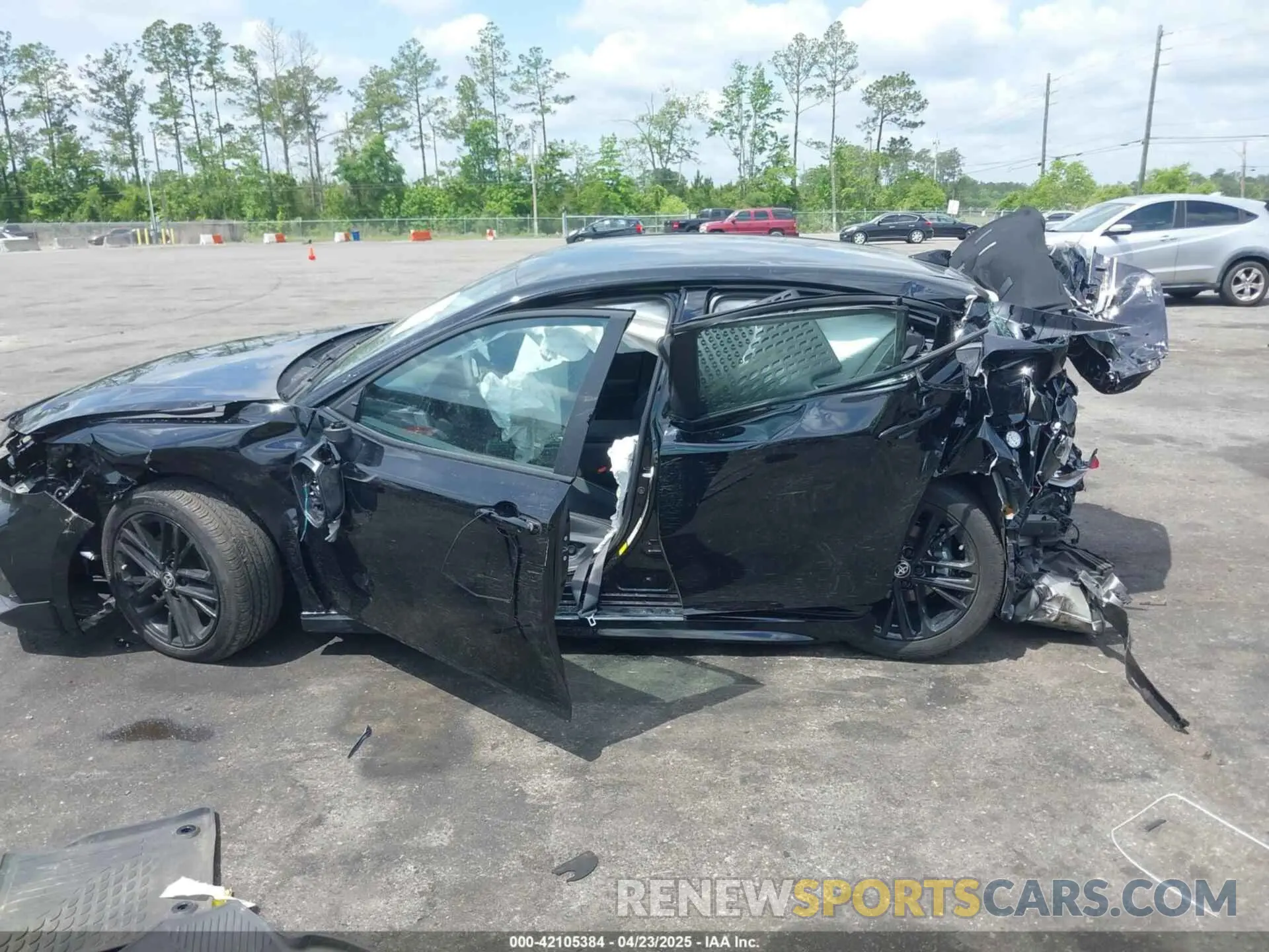 14 Photograph of a damaged car 4T1DAACK0SU593545 TOYOTA CAMRY 2025