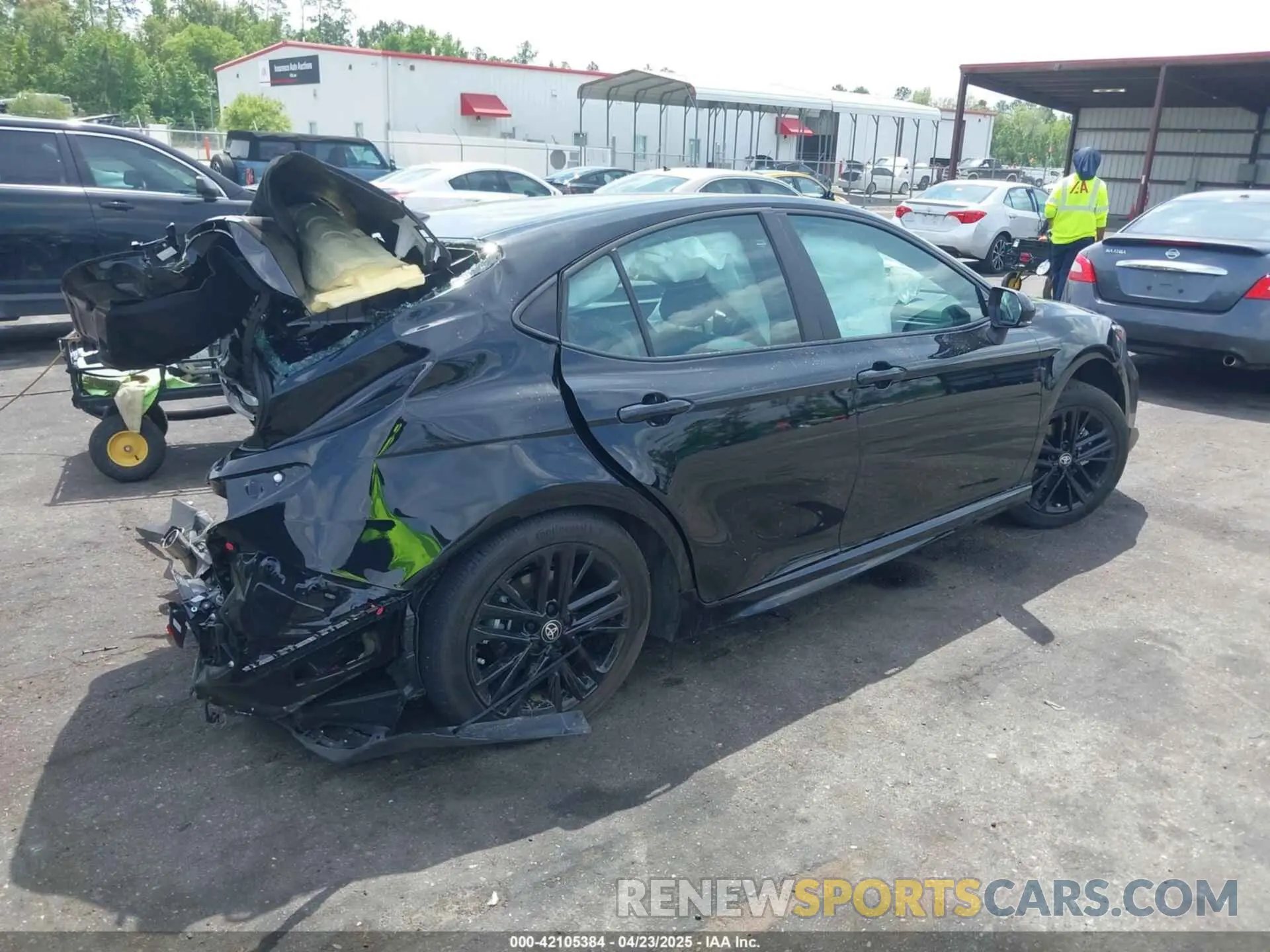 4 Photograph of a damaged car 4T1DAACK0SU593545 TOYOTA CAMRY 2025