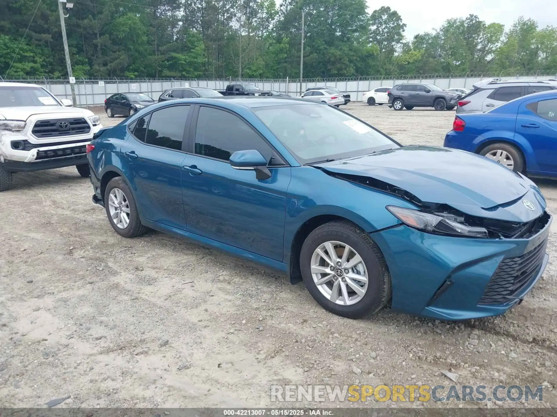 1 Photograph of a damaged car 4T1DAACK0SU600204 TOYOTA CAMRY 2025