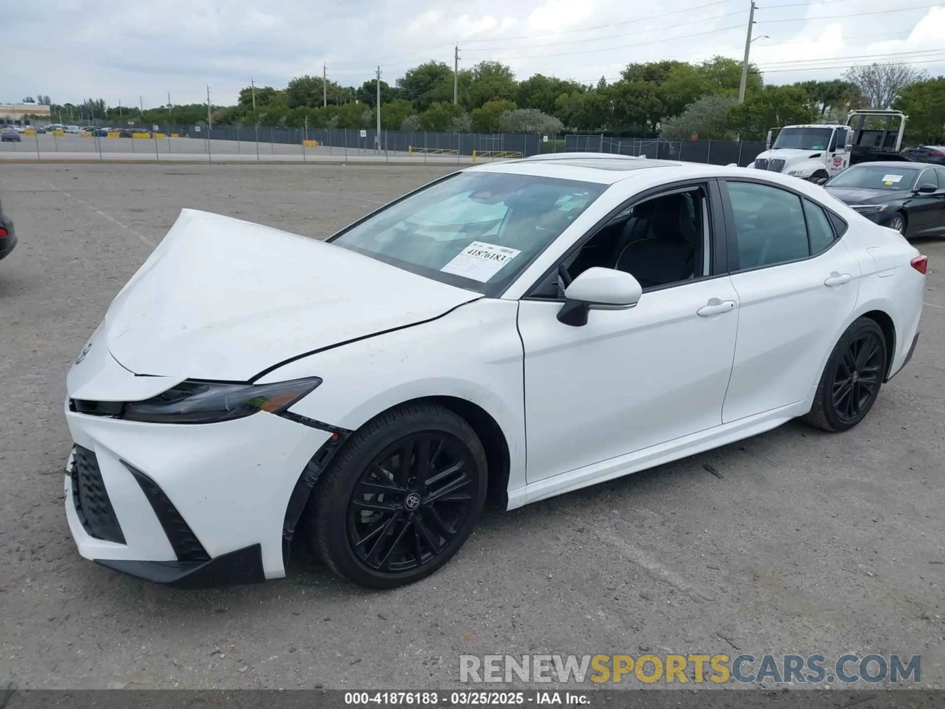 2 Photograph of a damaged car 4T1DAACK1SU005894 TOYOTA CAMRY 2025