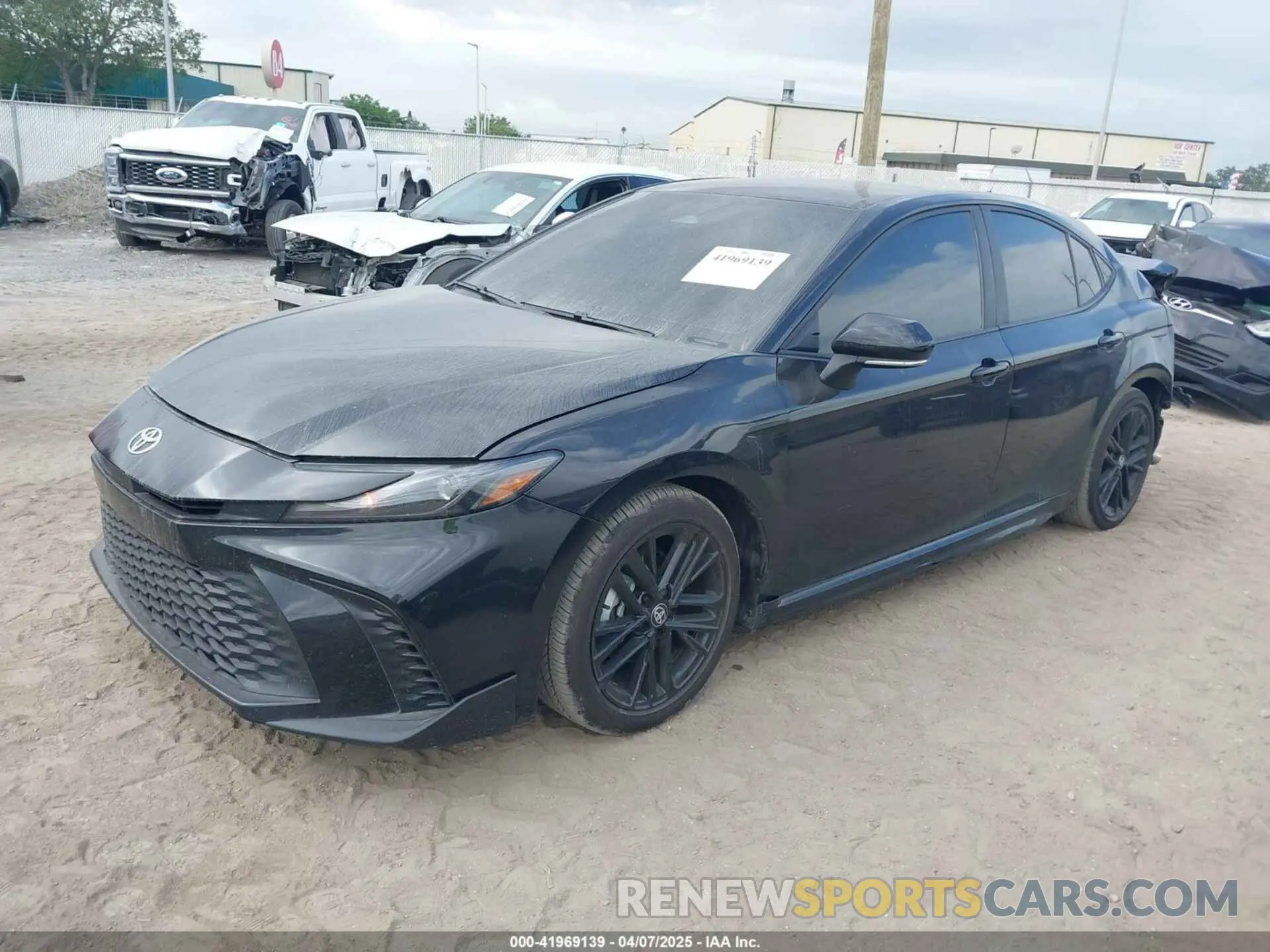 2 Photograph of a damaged car 4T1DAACK1SU007211 TOYOTA CAMRY 2025