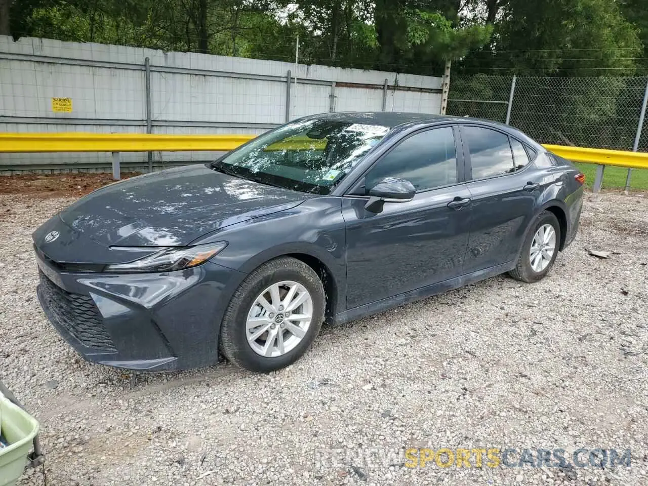 1 Photograph of a damaged car 4T1DAACK1SU017091 TOYOTA CAMRY 2025