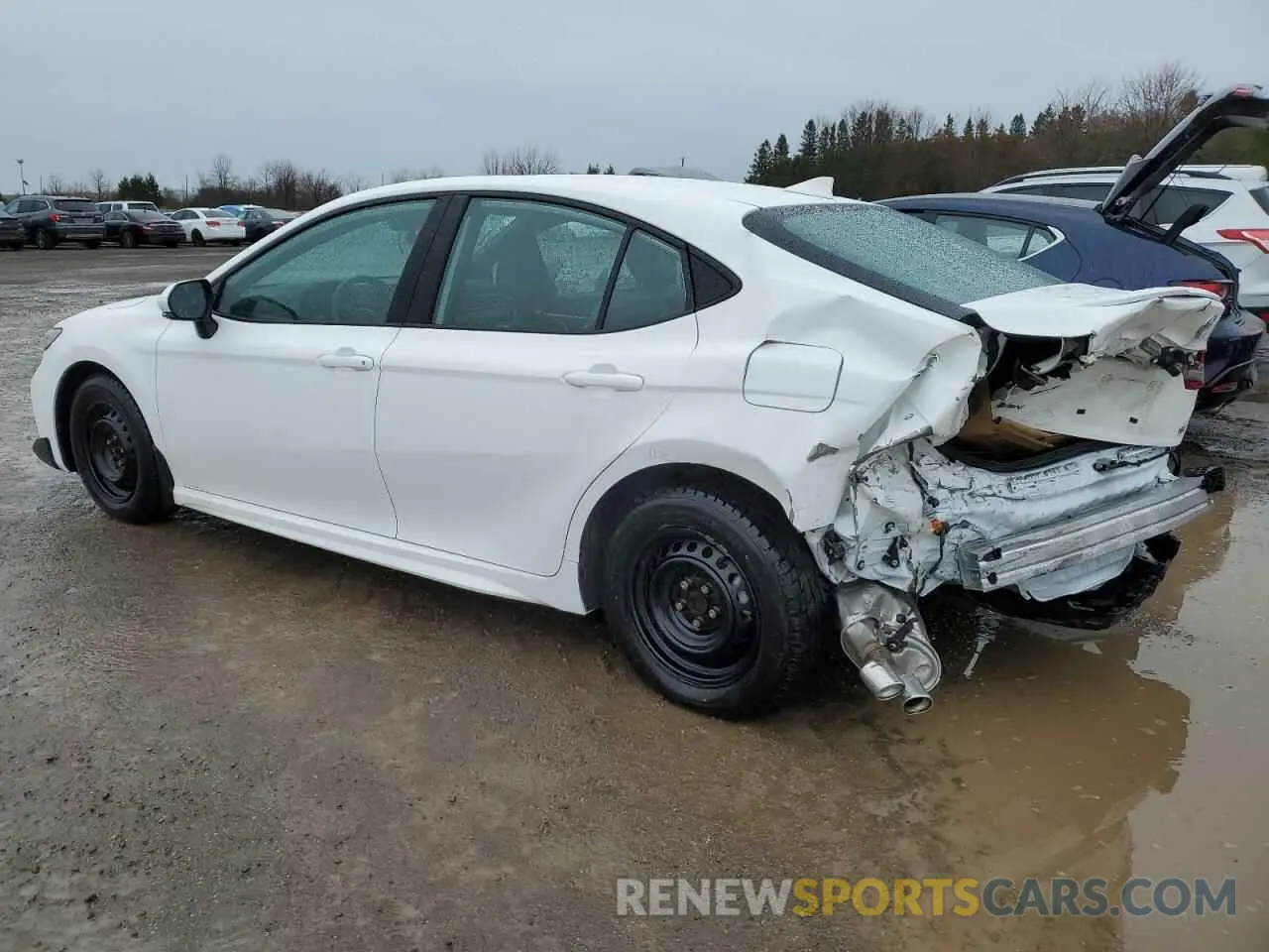 2 Photograph of a damaged car 4T1DAACK1SU033498 TOYOTA CAMRY 2025