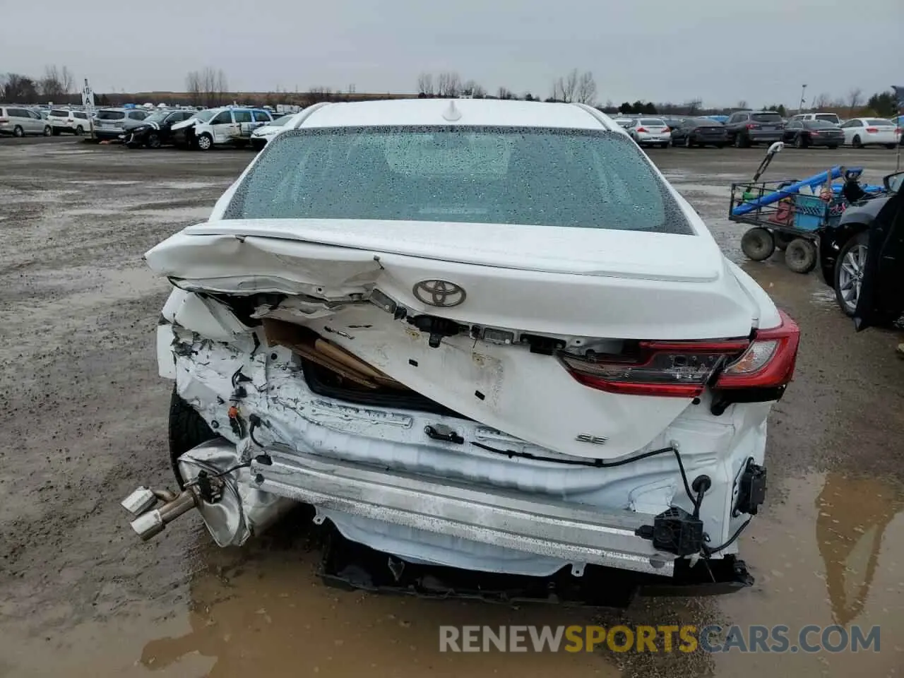 6 Photograph of a damaged car 4T1DAACK1SU033498 TOYOTA CAMRY 2025