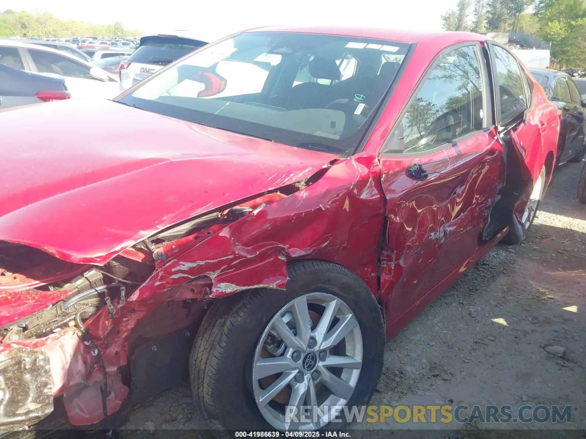 6 Photograph of a damaged car 4T1DAACK1SU042282 TOYOTA CAMRY 2025
