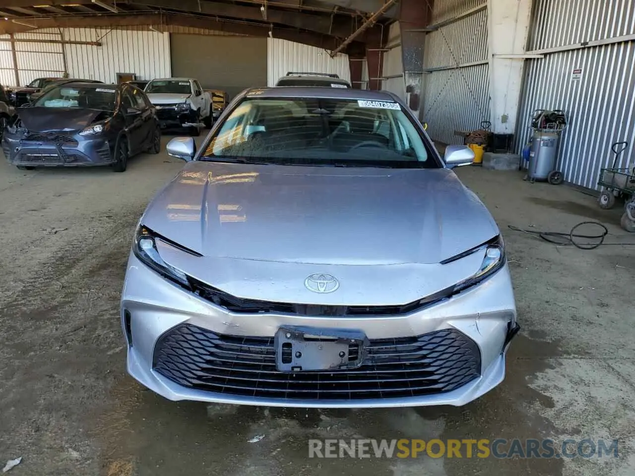 5 Photograph of a damaged car 4T1DAACK1SU098254 TOYOTA CAMRY 2025
