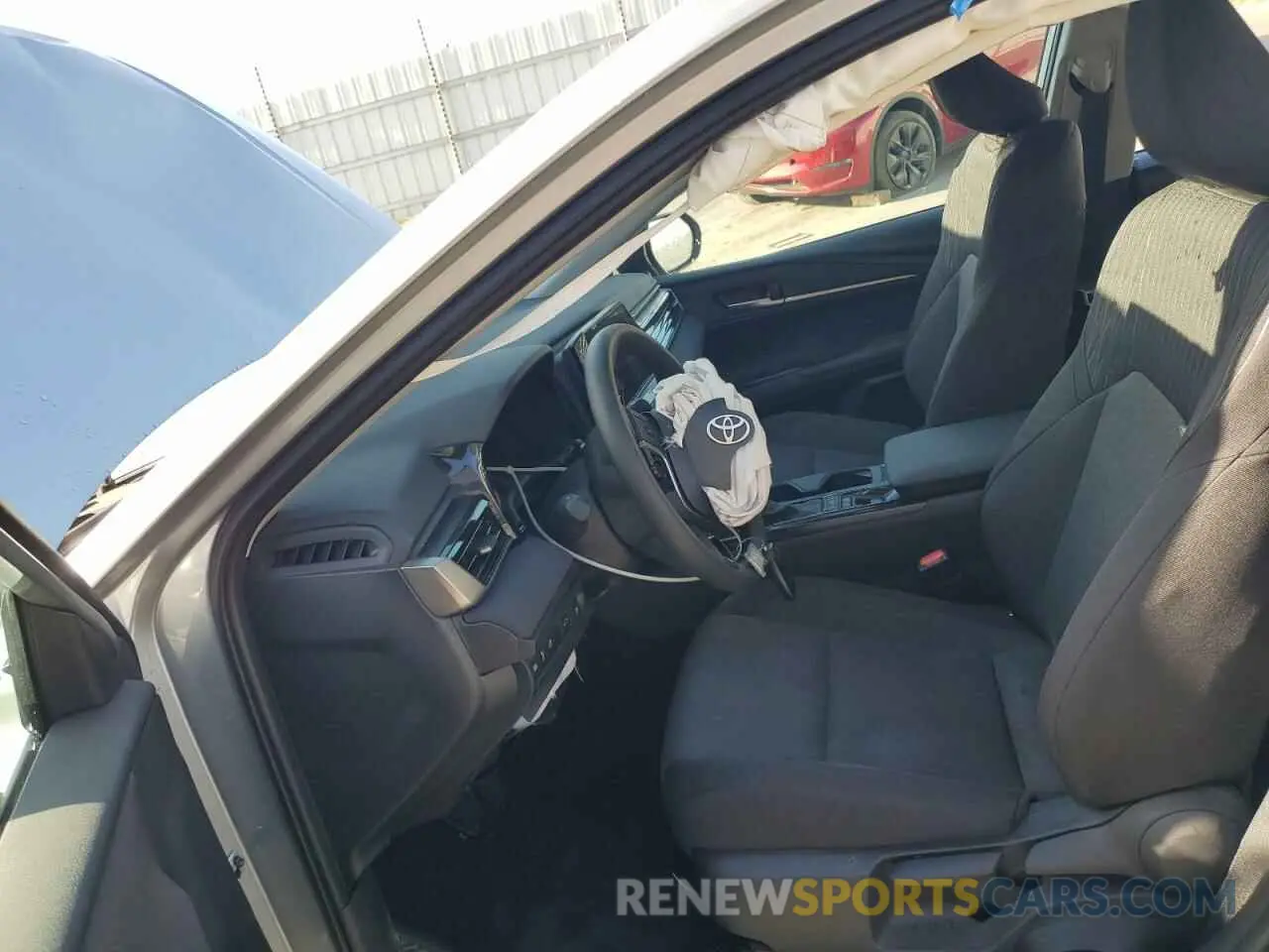 7 Photograph of a damaged car 4T1DAACK1SU099260 TOYOTA CAMRY 2025