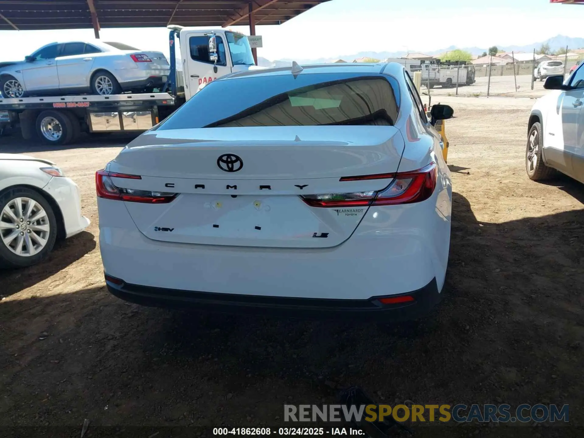 17 Photograph of a damaged car 4T1DAACK1SU109043 TOYOTA CAMRY 2025