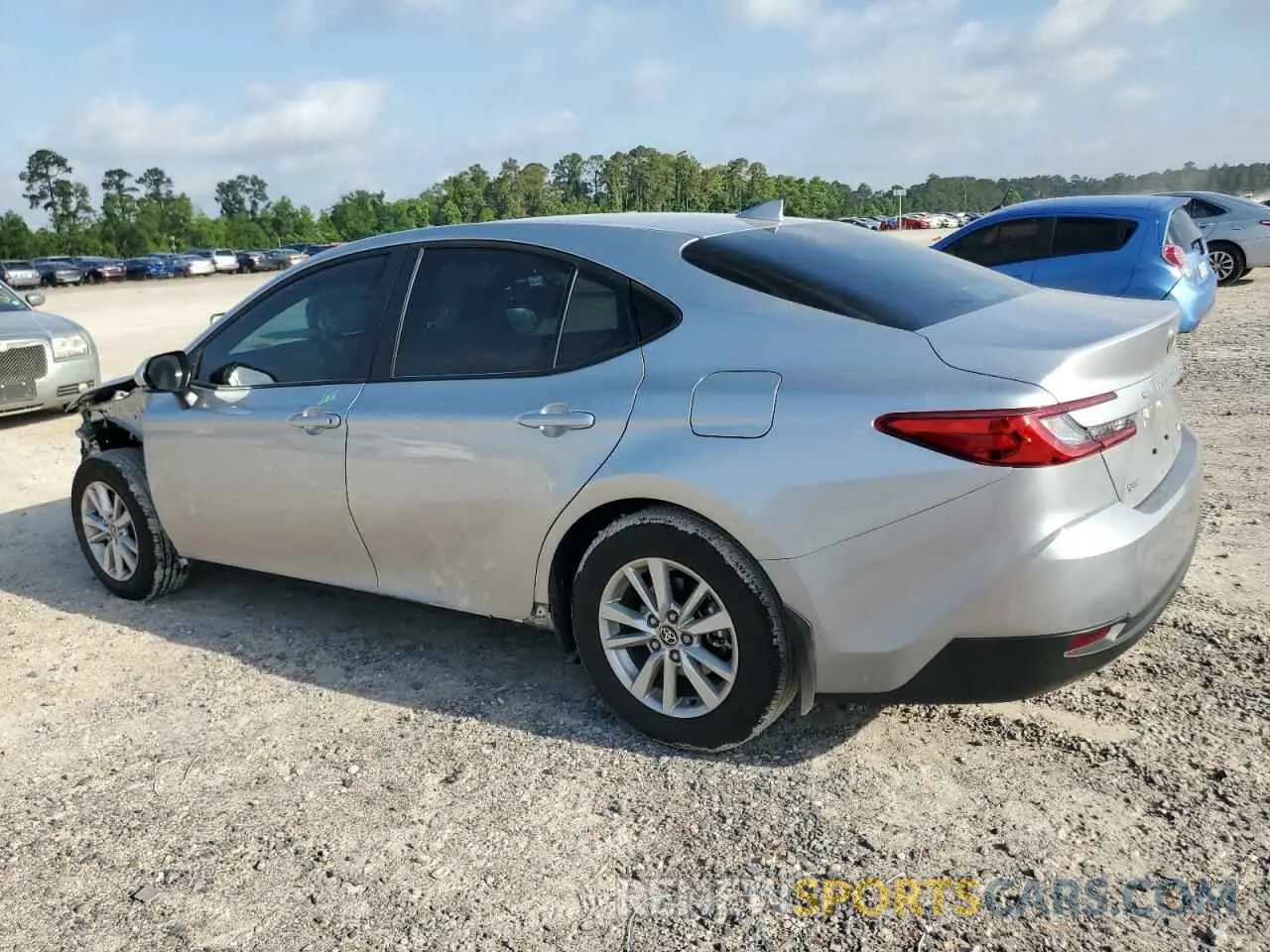 2 Photograph of a damaged car 4T1DAACK1SU506090 TOYOTA CAMRY 2025