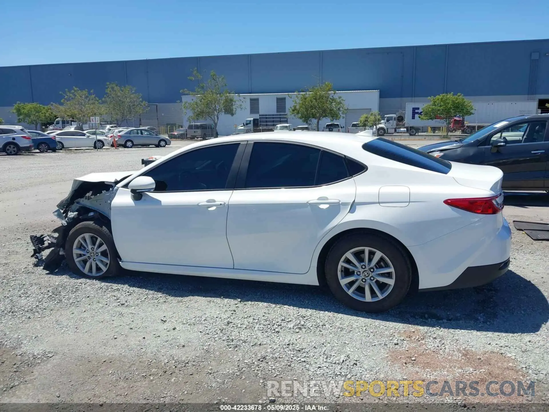 15 Photograph of a damaged car 4T1DAACK1SU516120 TOYOTA CAMRY 2025