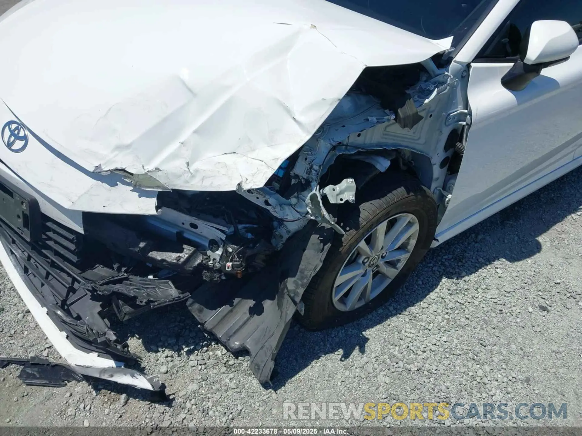 6 Photograph of a damaged car 4T1DAACK1SU516120 TOYOTA CAMRY 2025