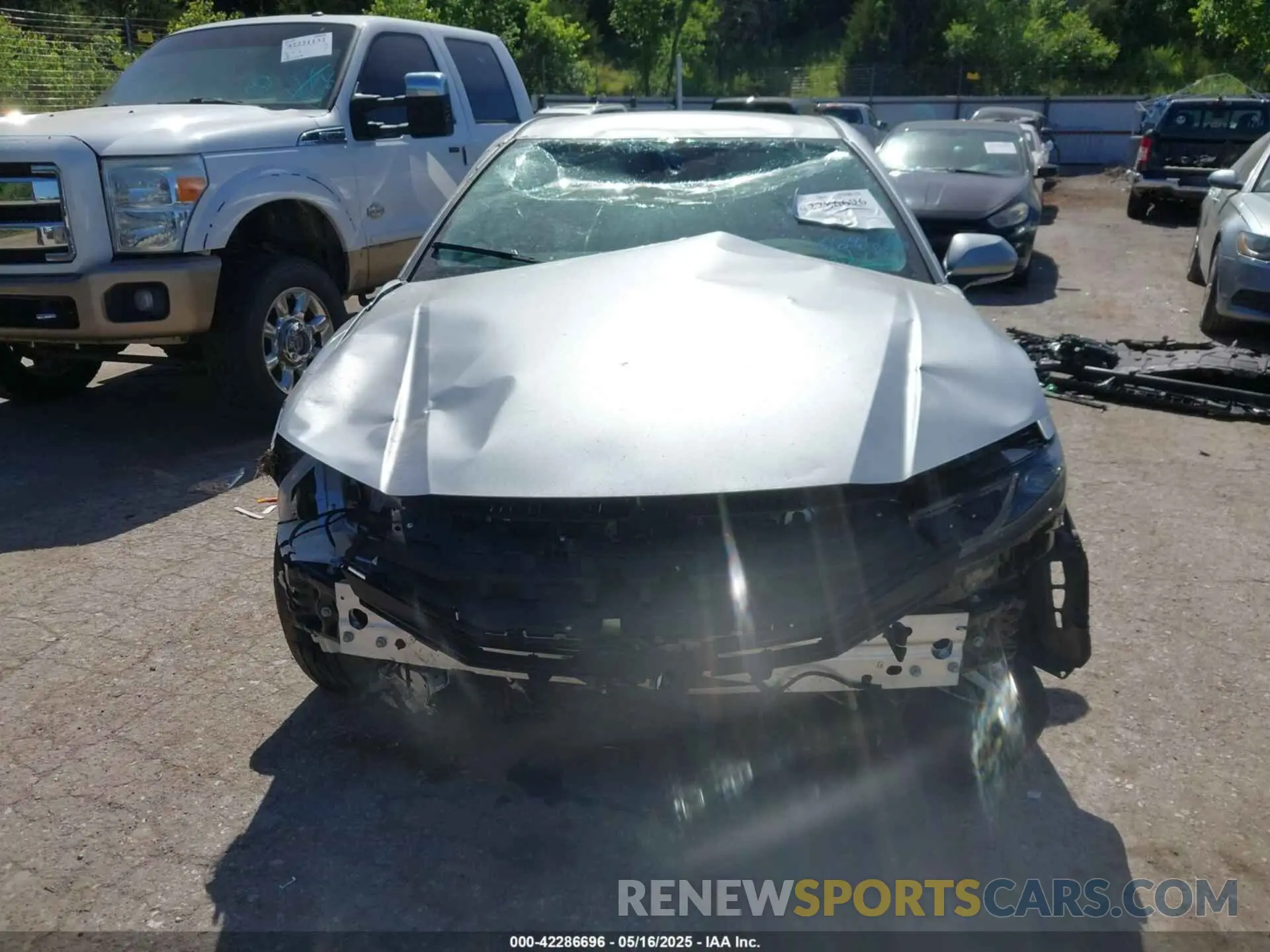 13 Photograph of a damaged car 4T1DAACK1SU532740 TOYOTA CAMRY 2025