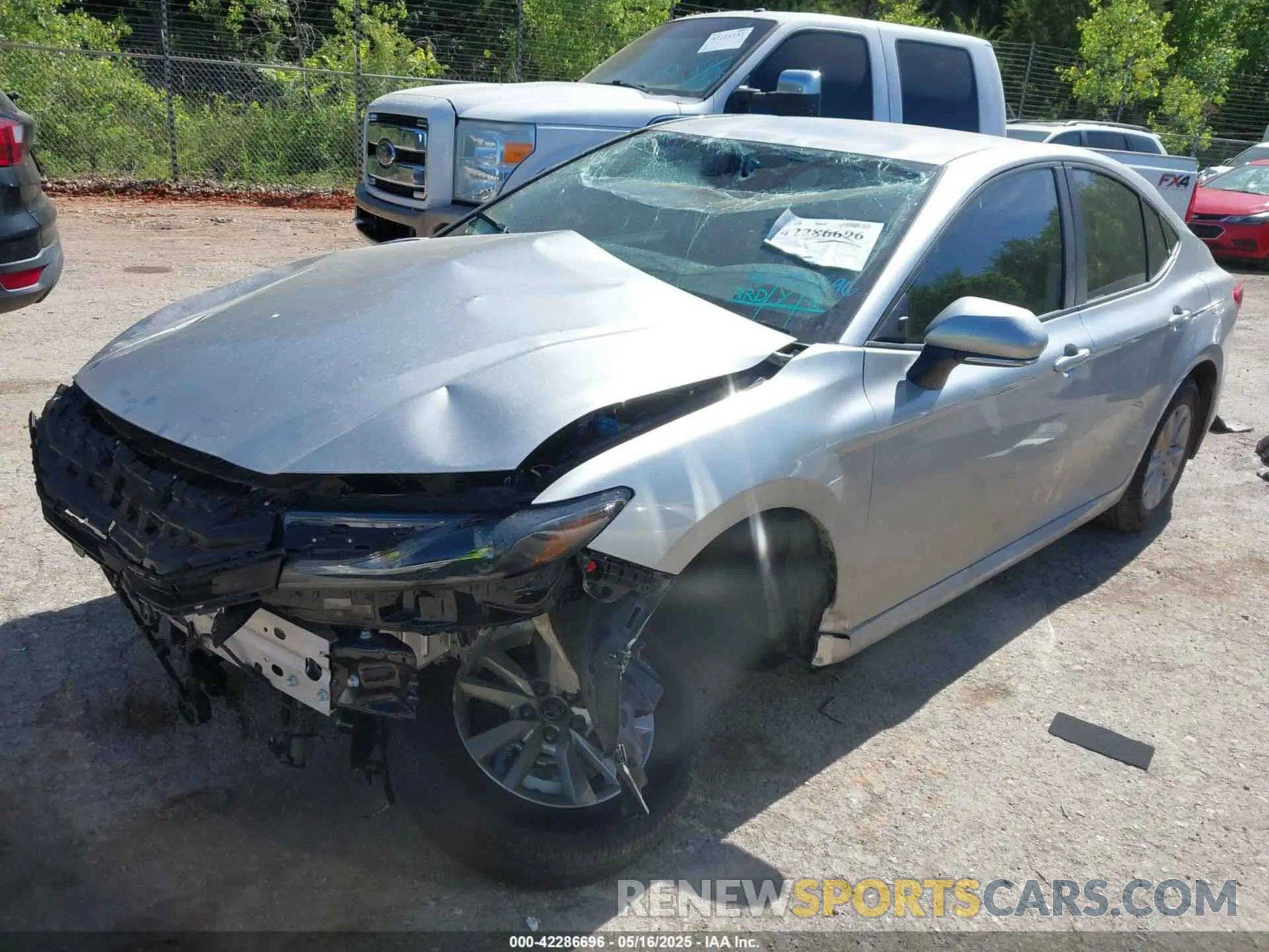 2 Photograph of a damaged car 4T1DAACK1SU532740 TOYOTA CAMRY 2025
