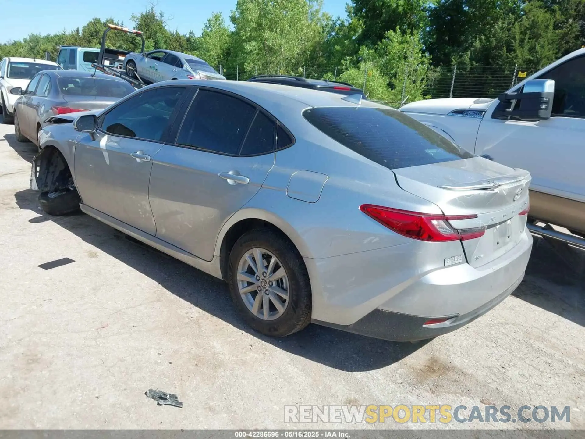 3 Photograph of a damaged car 4T1DAACK1SU532740 TOYOTA CAMRY 2025